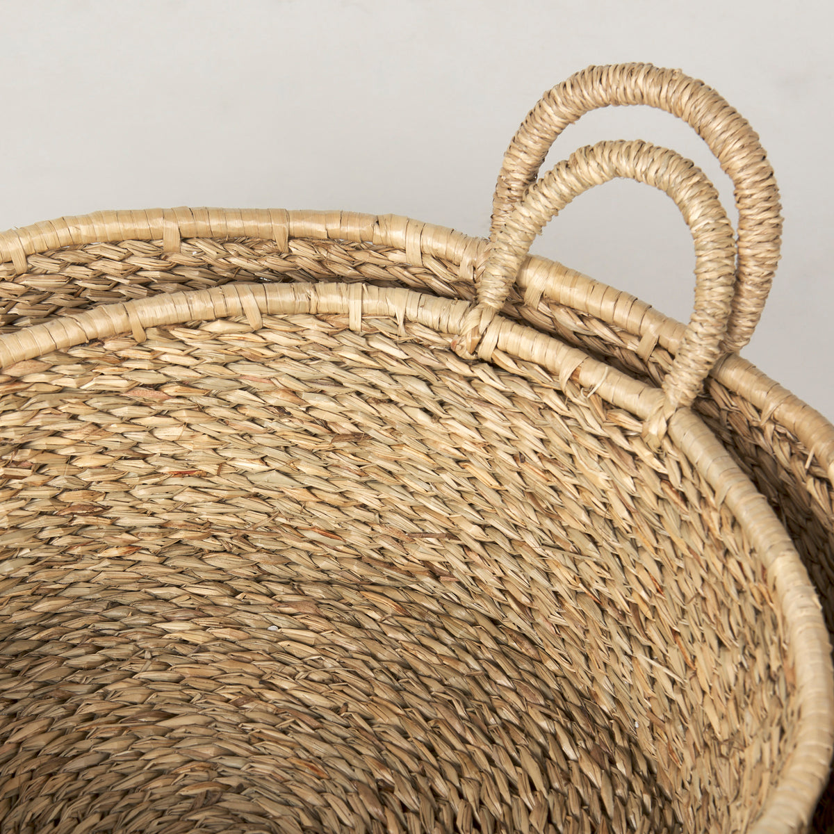 Ayanna Set of 2 Deep Nesting Seagrass Baskets w/ Handles-Decorative Baskets-DECOROLALA