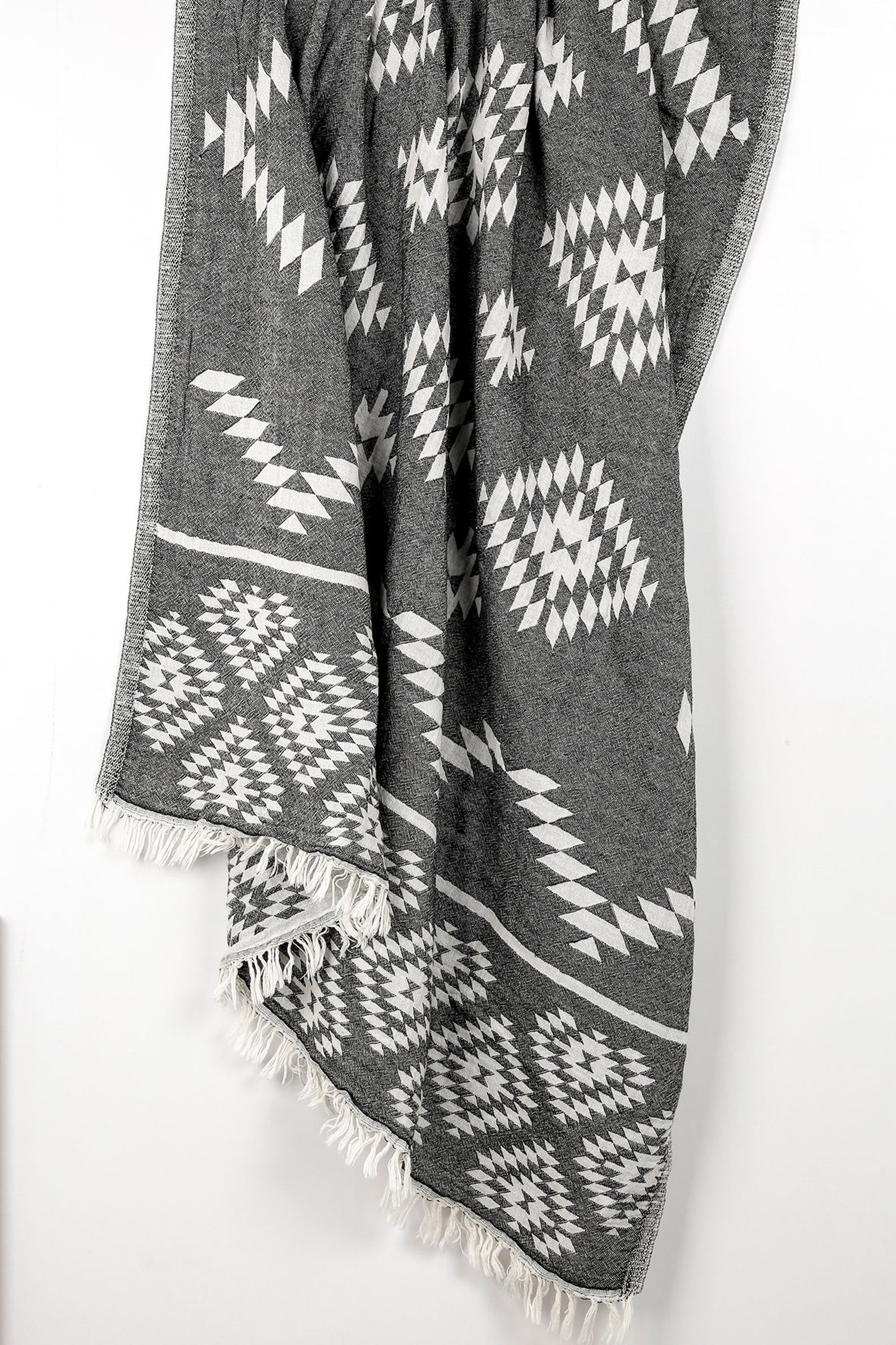 Aztec Black Turkish Towel 40x70 Double Sided-Turkish Towel-DECOROLALA