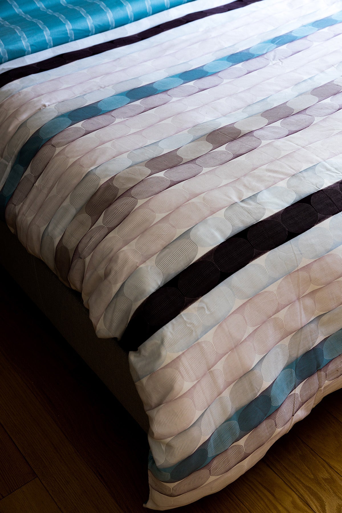 Bermuda Queen Size Printed Reversible Cotton 6pc Duvet Cover Set-Bedding-DECOROLALA