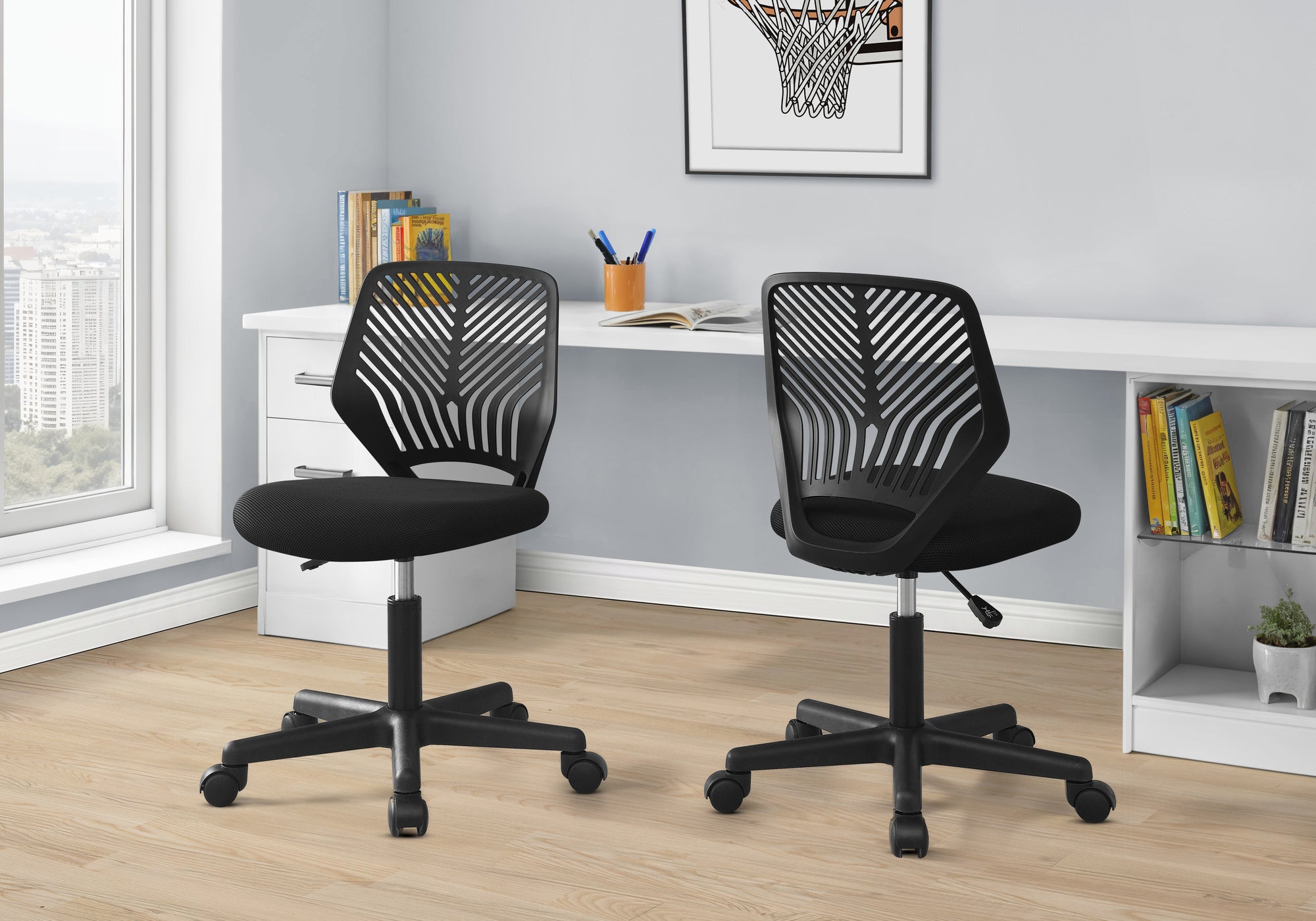 Black Kids Office Chair with Swivel Base and Casters-Office Chair-DECOROLALA