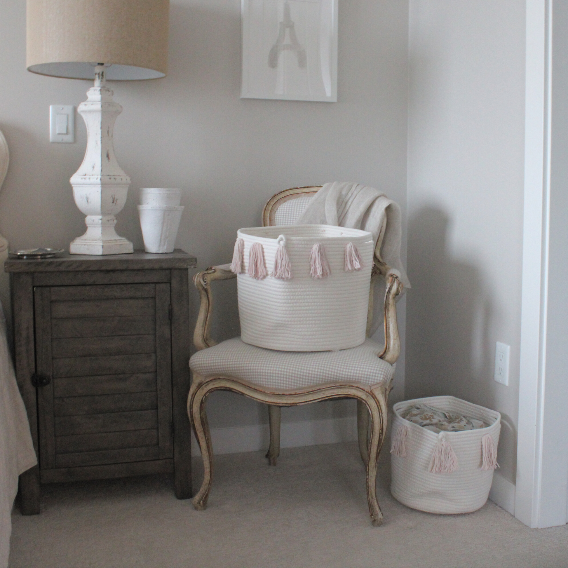 Blush Tassel Basket - Large-Basket-DECOROLALA