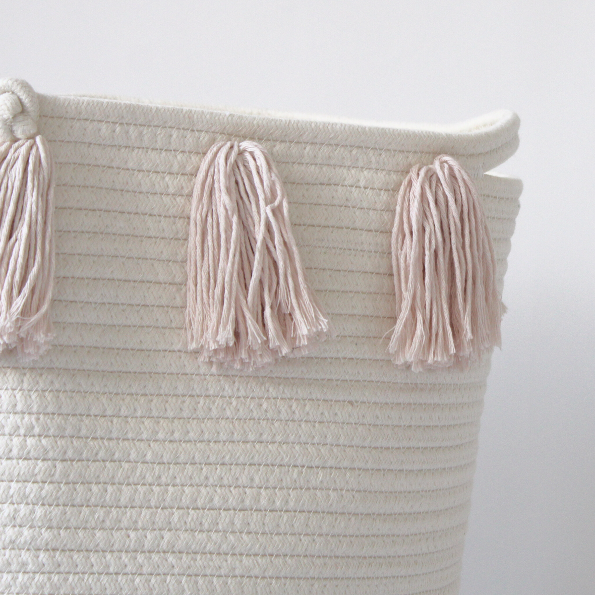 Blush Tassel Basket - Large-Baskets-DECOROLALA