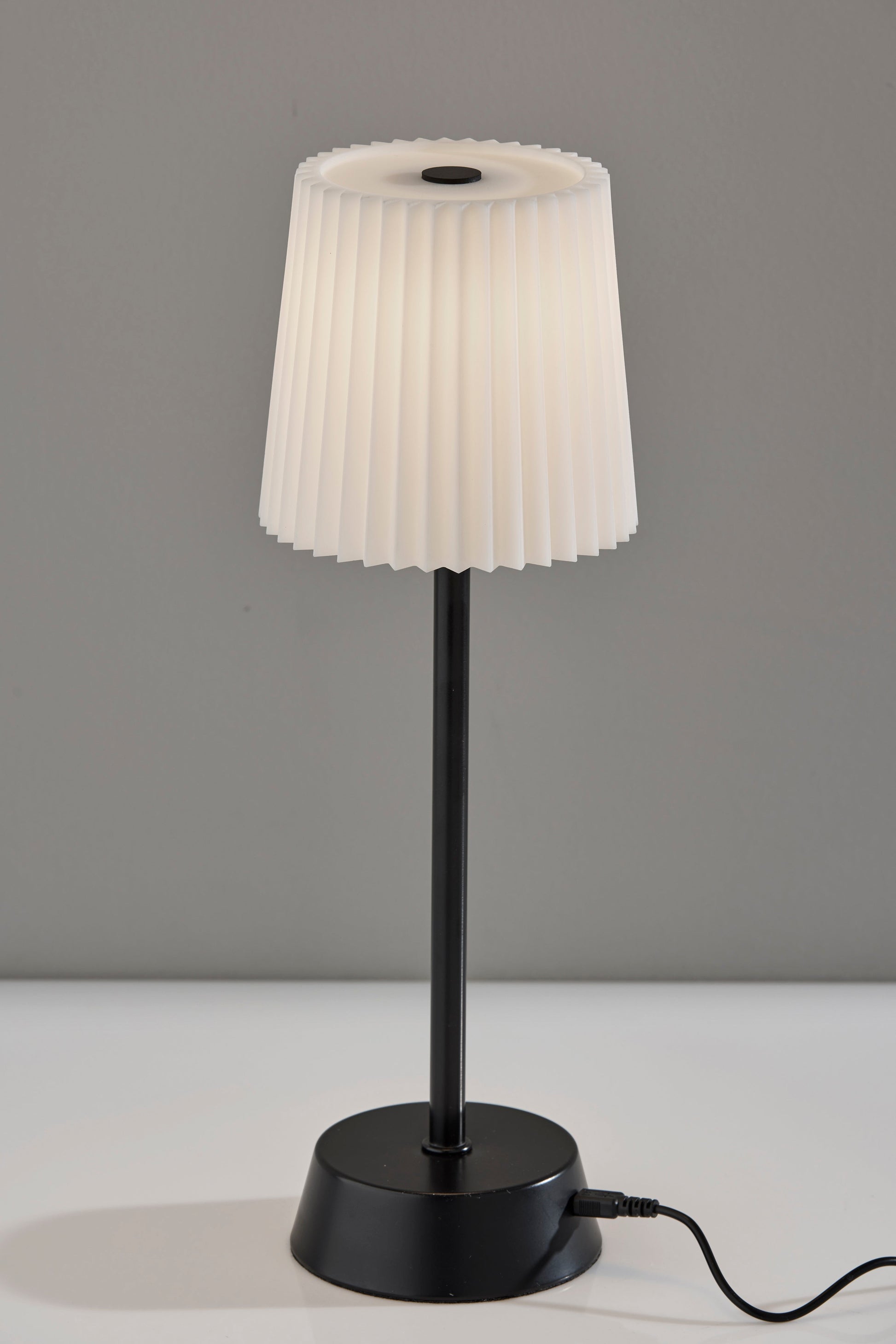 Bobby Cordless LED Table Lamp-Lighting-DECOROLALA