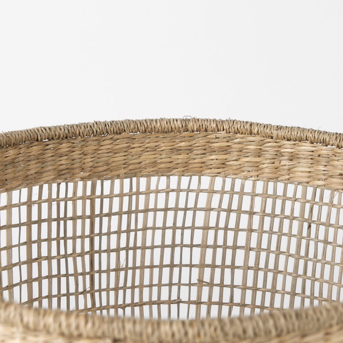 Bowie 19.7L x 19.7W x 19.7H (Set of 3) Medium Brown Seagrass Round Basket W/ Handles-Decorative Baskets-DECOROLALA