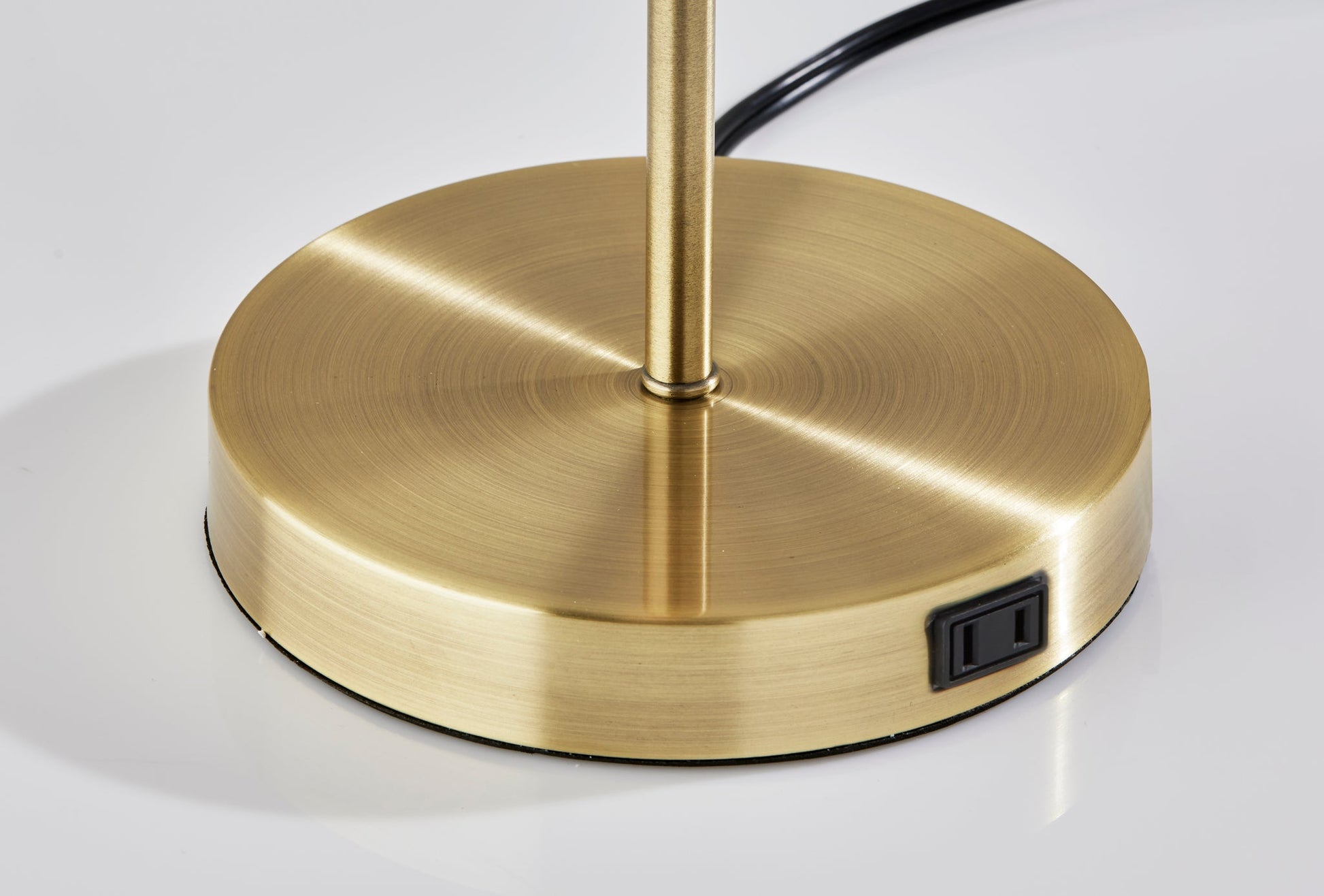 Bowie Table Lamp-Lighting-DECOROLALA