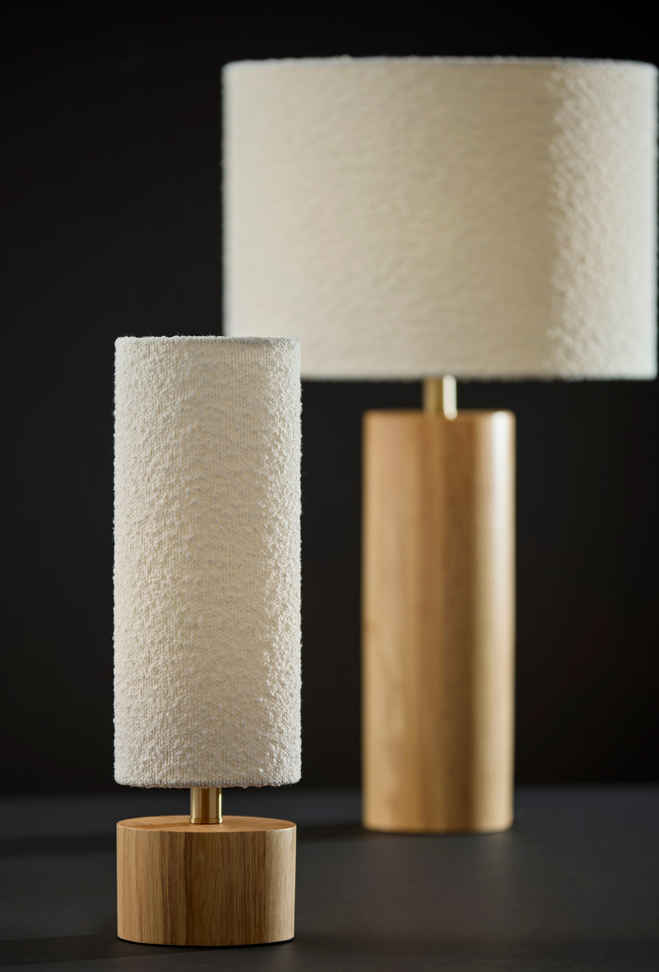 Brayden Table Lantern-Lighting-DECOROLALA