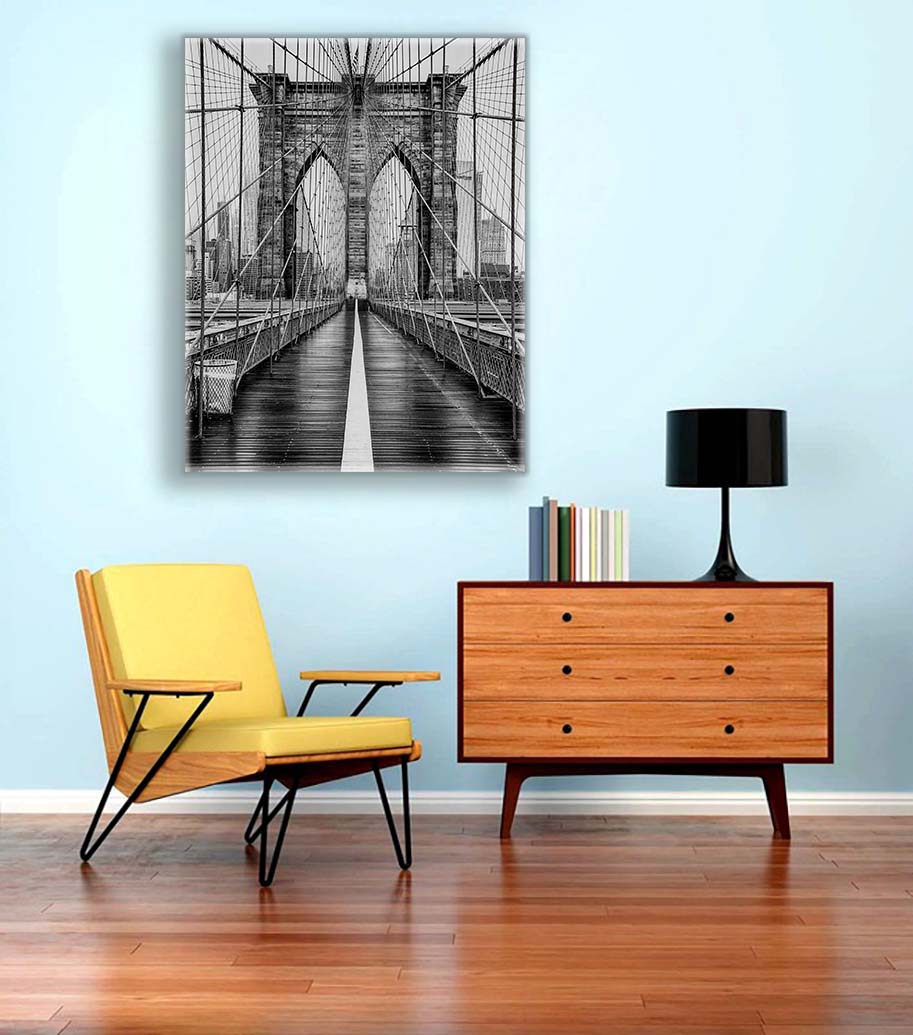 Brooklyn Bridge in Black & White-Skyline Wall decor- Silver varnish-Wall Art-DECOROLALA