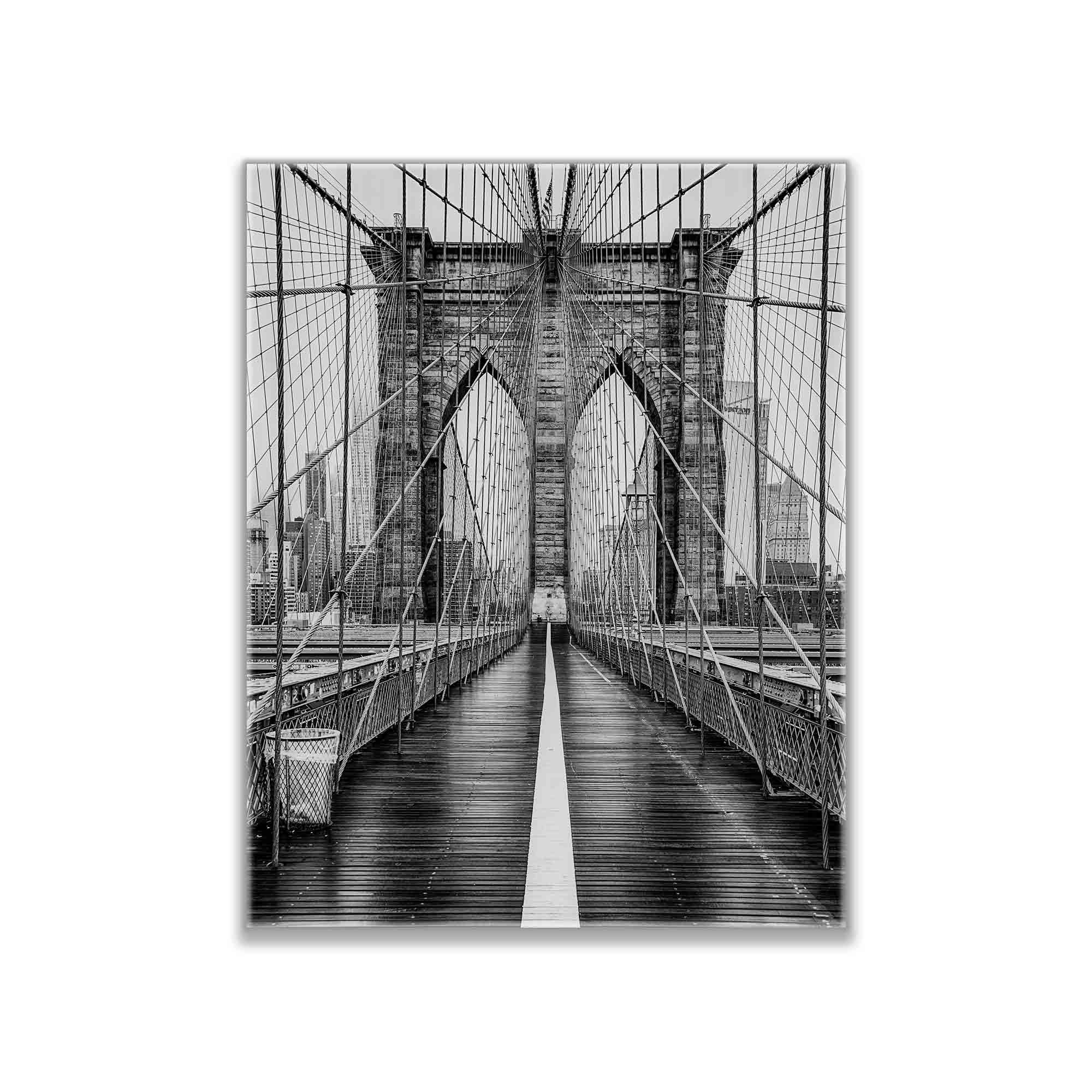 Brooklyn Bridge in Black & White-Skyline Wall decor- Silver varnish-Wall Art-DECOROLALA
