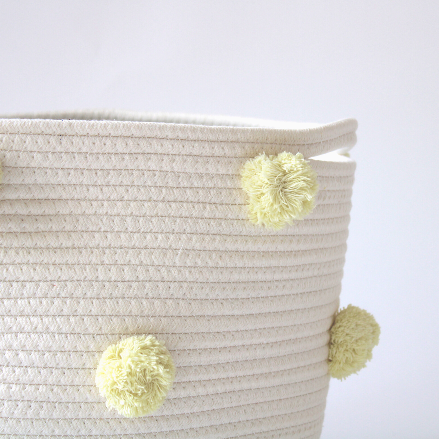Buttercream Pom Basket - Large-Basket-DECOROLALA