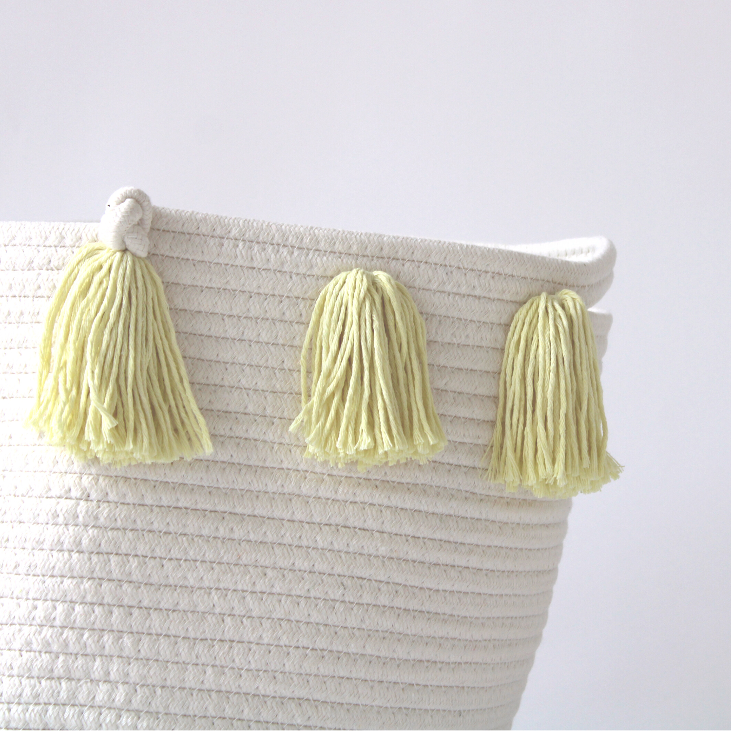Buttercream Tassel Basket - Large-Basket-DECOROLALA
