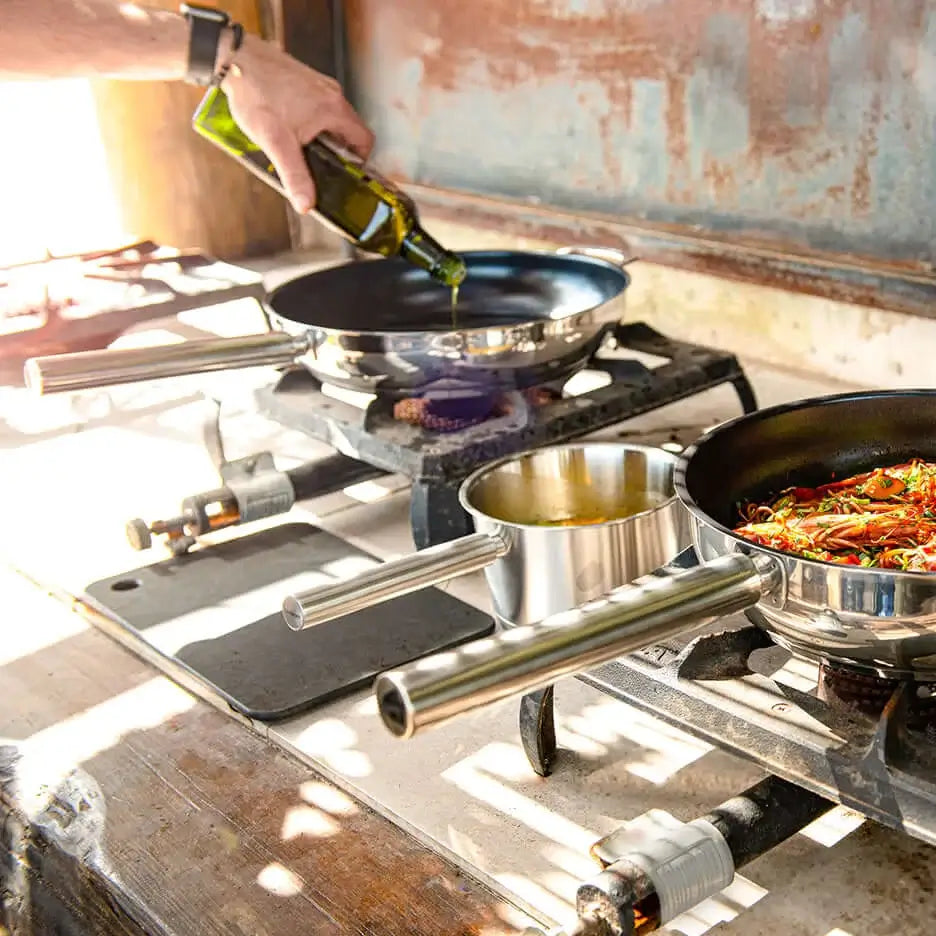 COMBEKK | Recycled Paper Cutting Board 28x38 cm Black | Made in Holland-Cutting Board-DECOROLALA