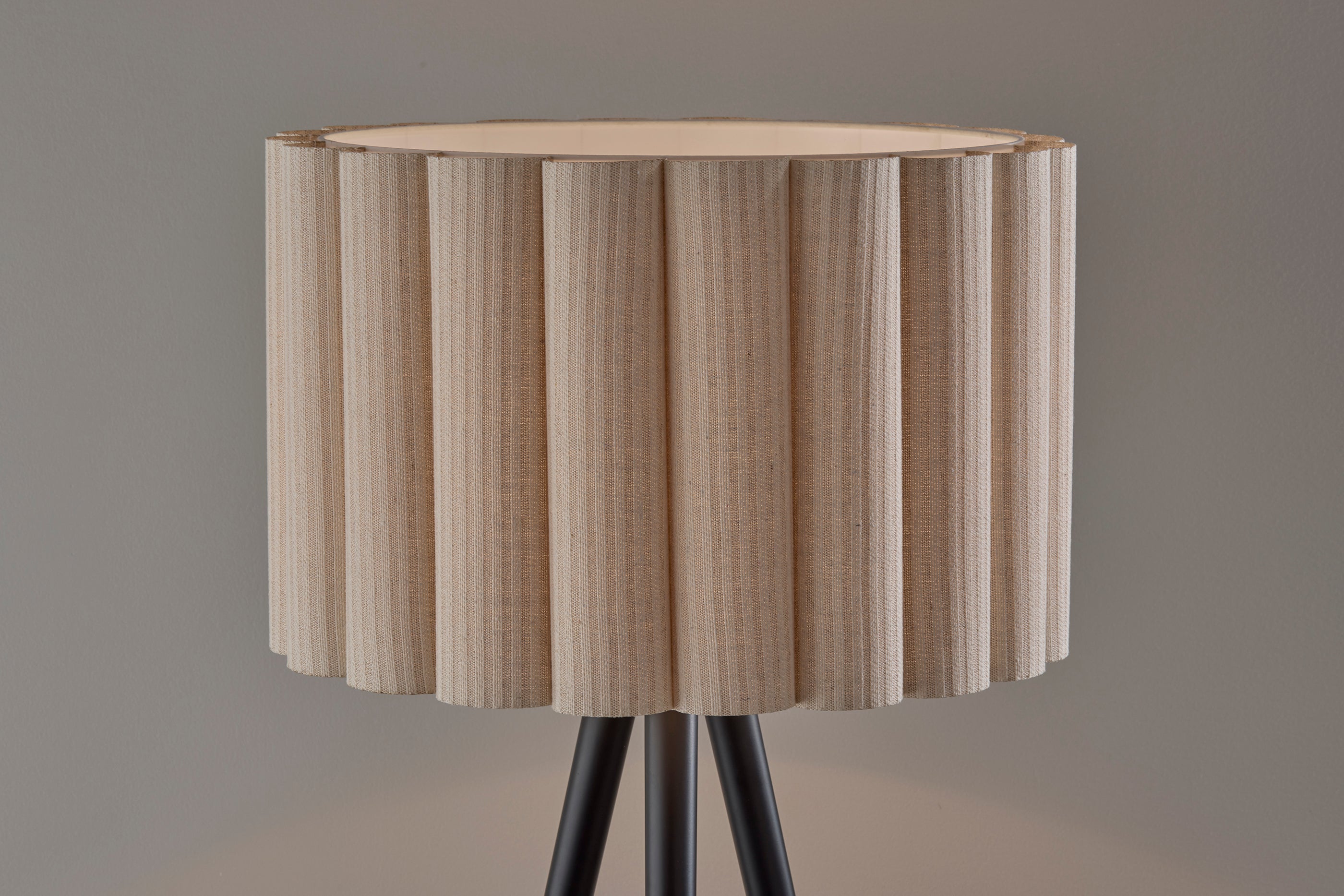 Caldwell Floor Lamp- Black-Lighting-DECOROLALA