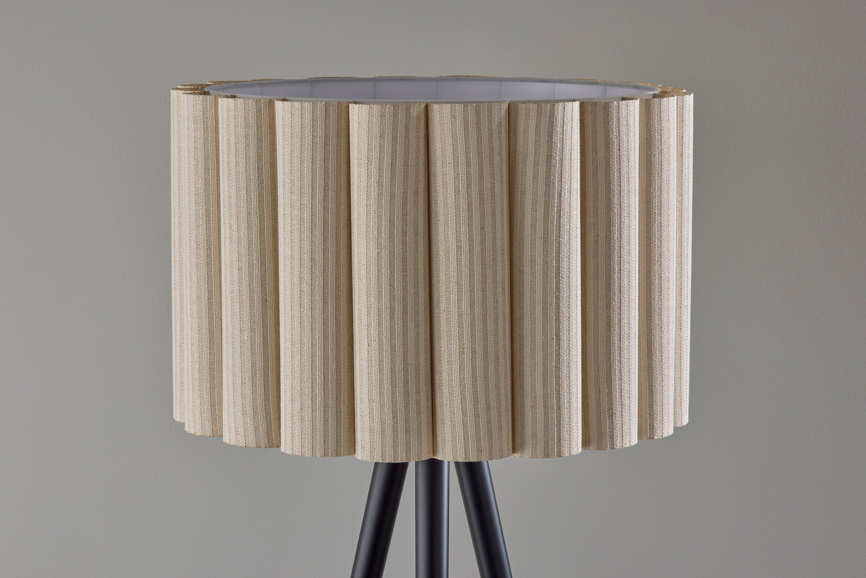 Caldwell Floor Lamp- Black-Lighting-DECOROLALA