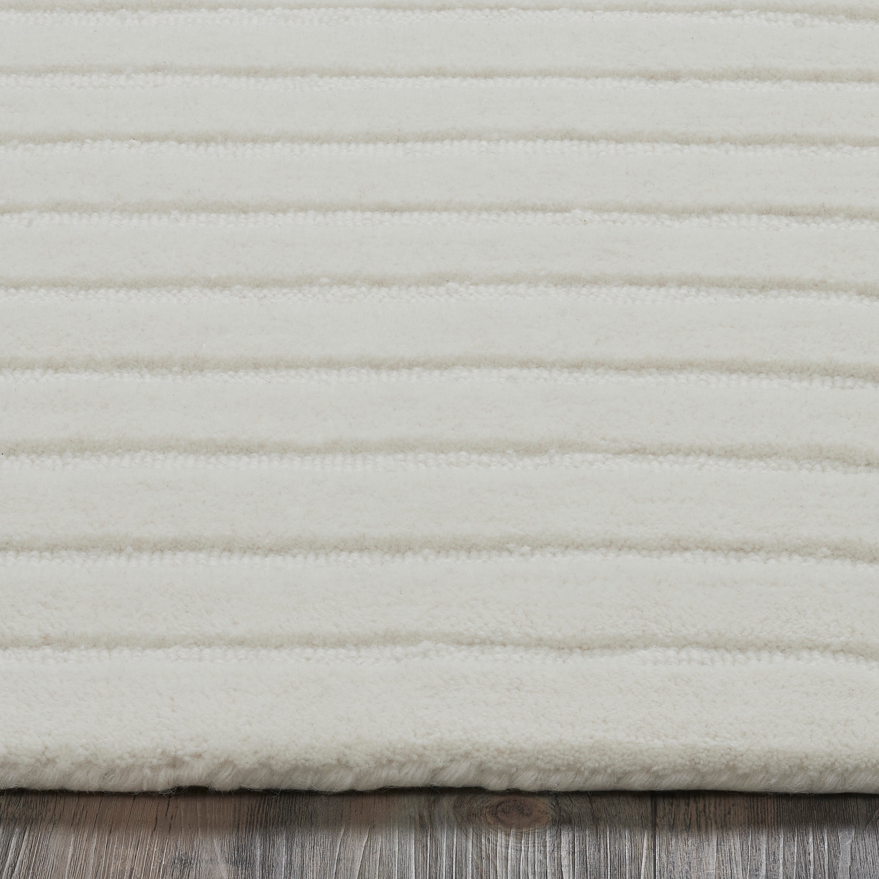Cantu Hand-Tufted Wool Rug-Carpets-DECOROLALA