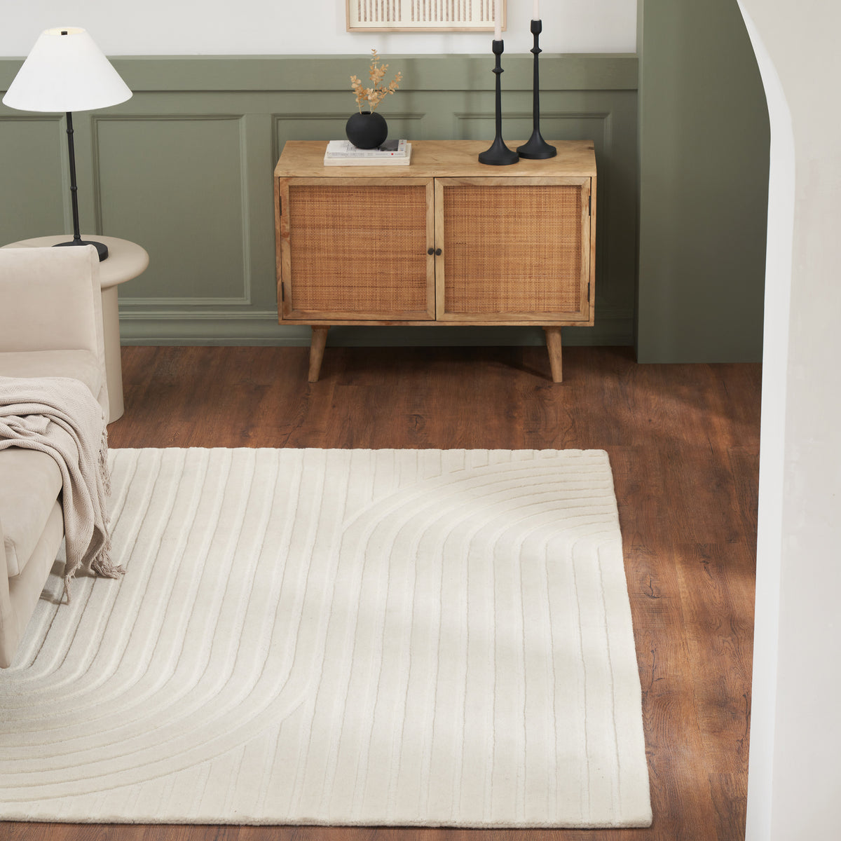 Cantu Hand-Tufted Wool Rug-Rugs-DECOROLALA