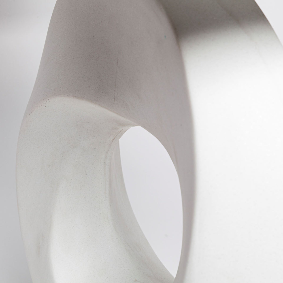 Celtica (26.8"H) White Resin Ring-Shaped Base Table Lamp-Table Lamps-DECOROLALA