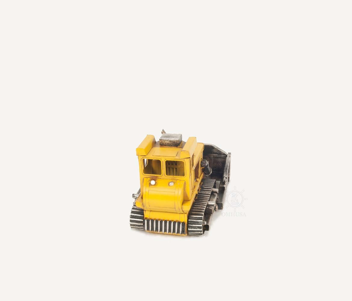 Chevrolet Tow Truck Sculpture-Sculptures-DECOROLALA