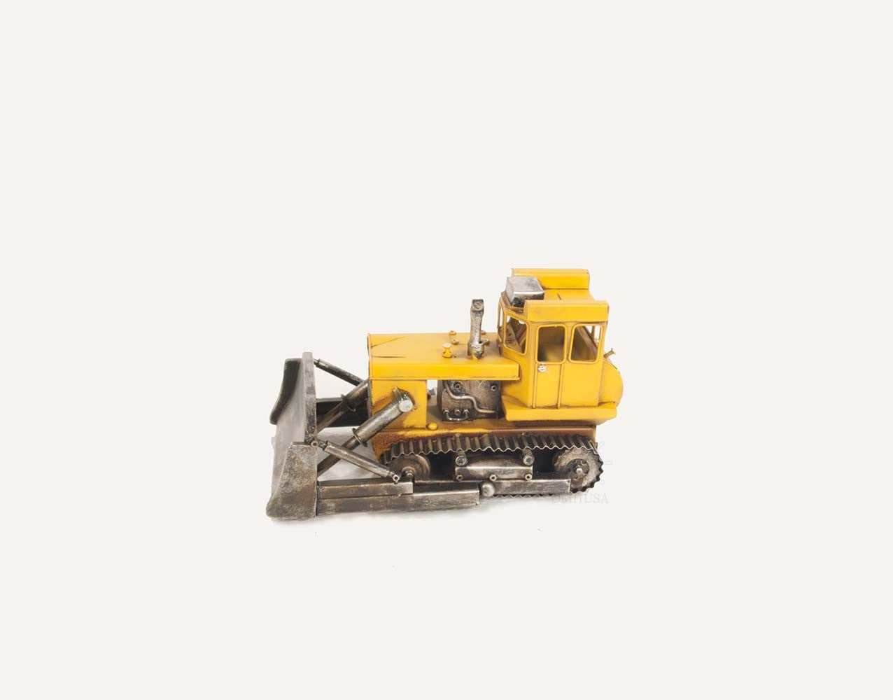 Chevrolet Tow Truck Sculpture-Sculptures-DECOROLALA