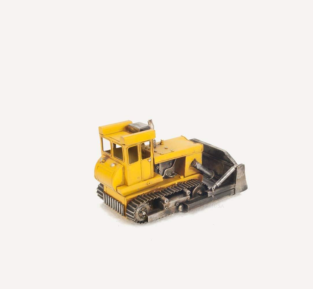 Chevrolet Tow Truck Sculpture-Sculptures-DECOROLALA