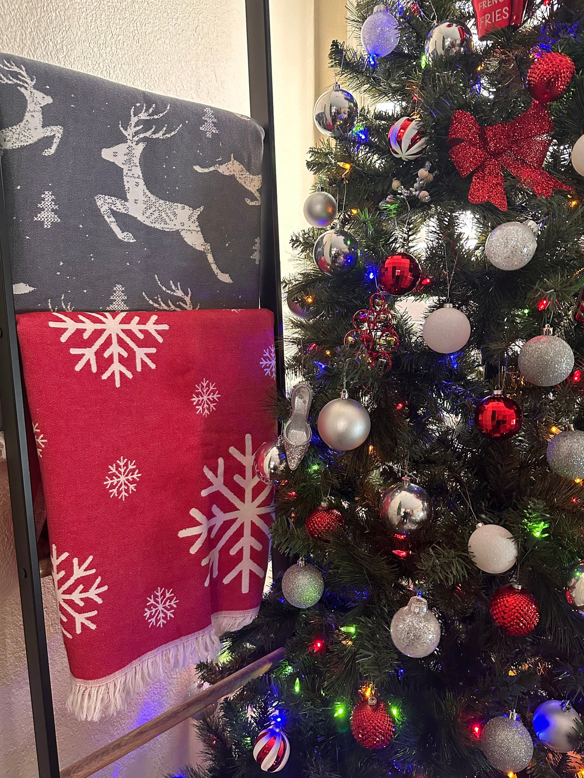Christmas Turkish Cotton Throw 56" x 72"-Throw Blankets-DECOROLALA