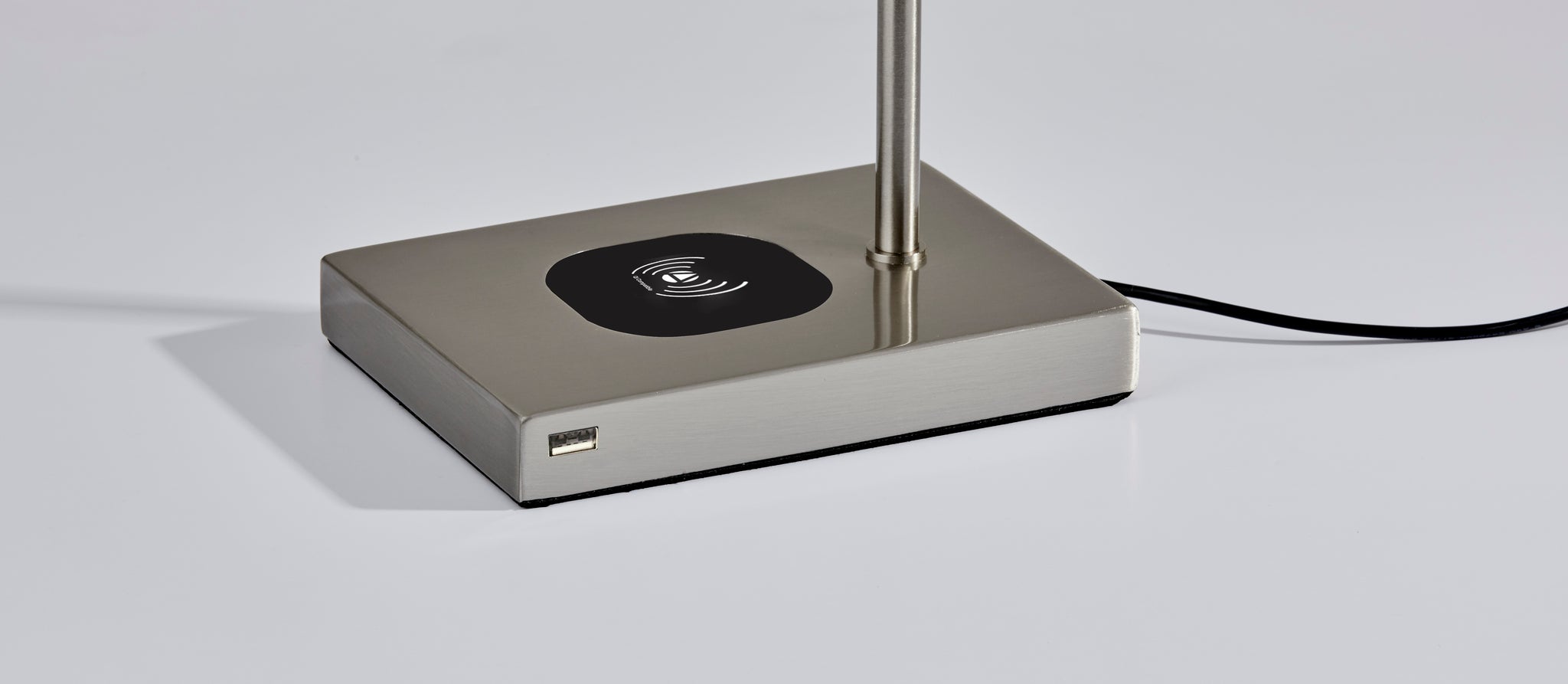 Collette Adesso Charge LED Desk Lamp-Lighting-DECOROLALA