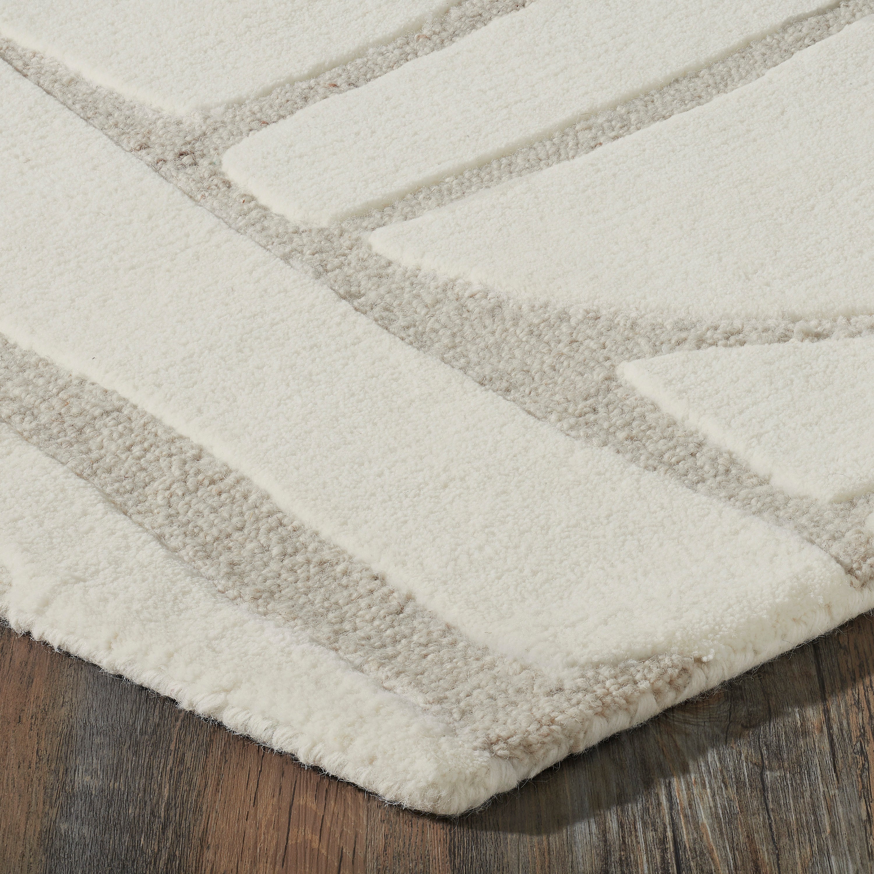 Cosmos Hand-Tufted Wool Rug-Carpets-DECOROLALA