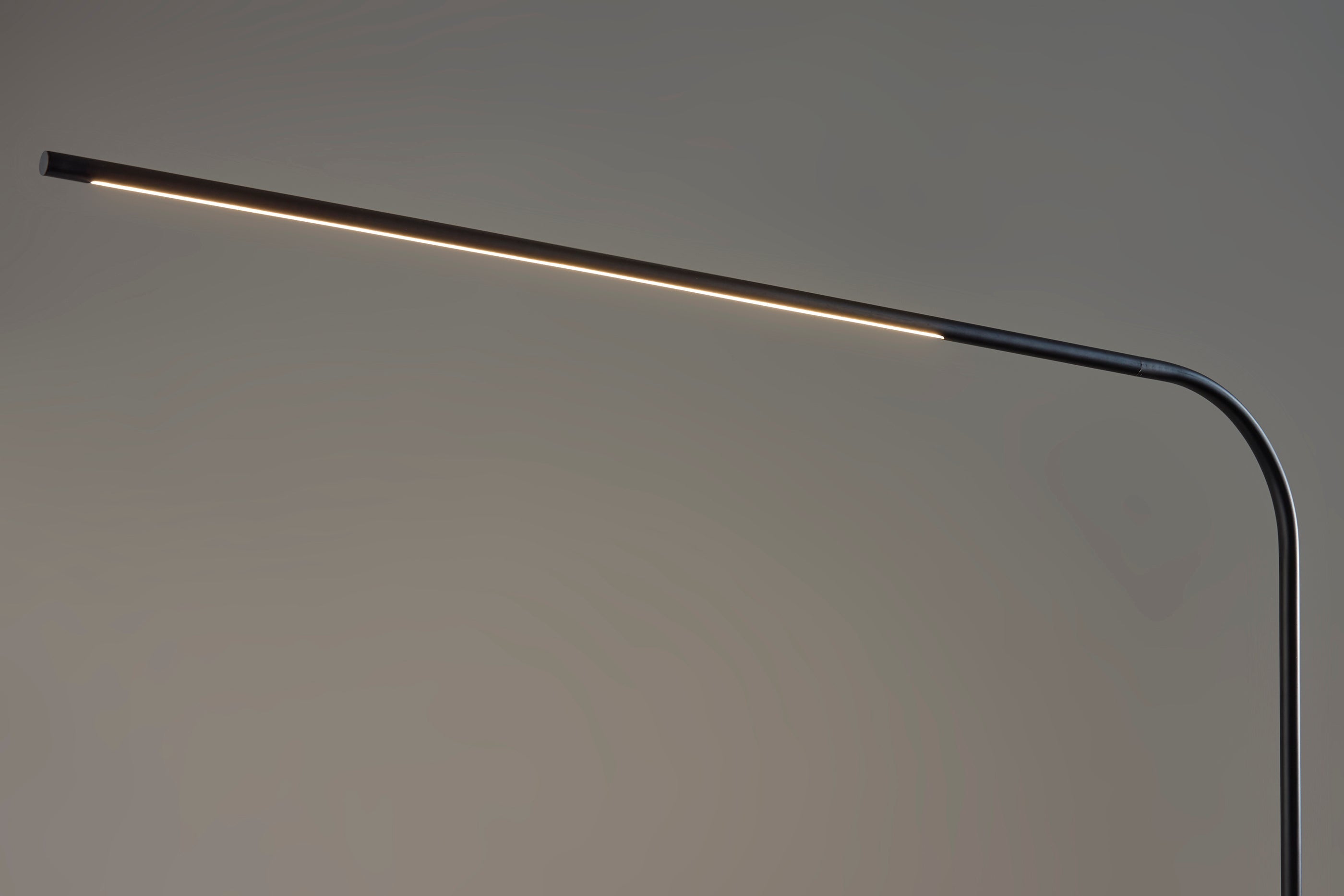 Cullen LED Arc Lamp w. Smart Switch-Lighting-DECOROLALA
