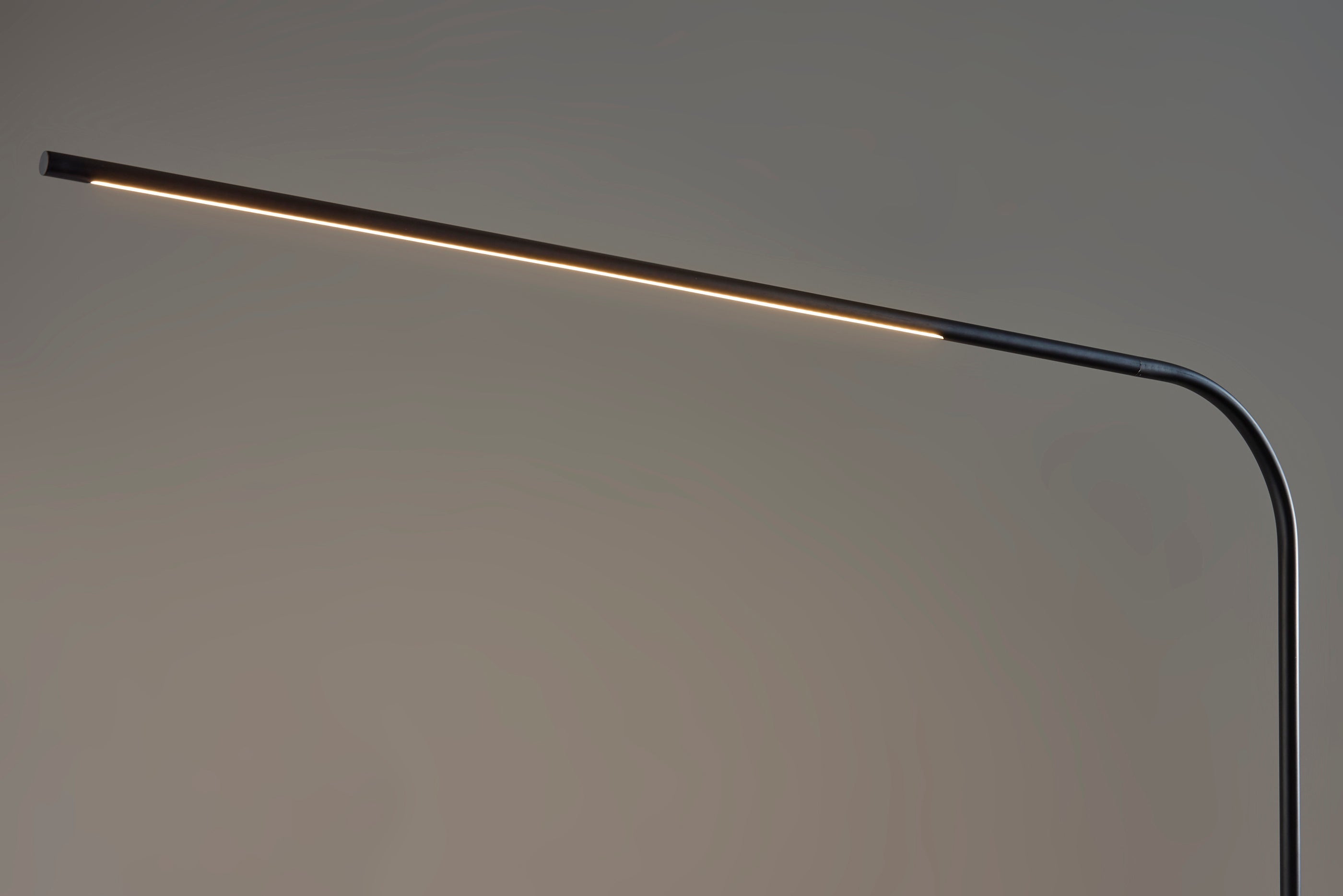 Cullen LED Arc Lamp w. Smart Switch-Lighting-DECOROLALA