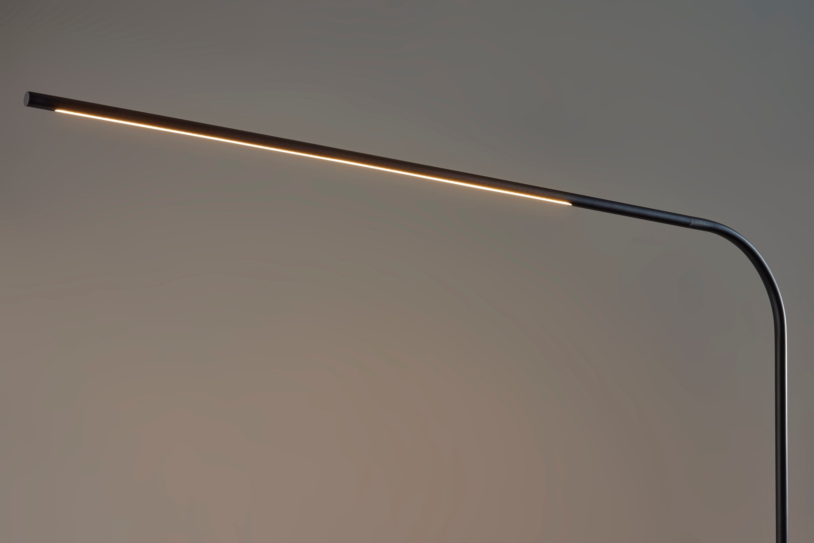 Cullen LED Arc Lamp w. Smart Switch-Lighting-DECOROLALA