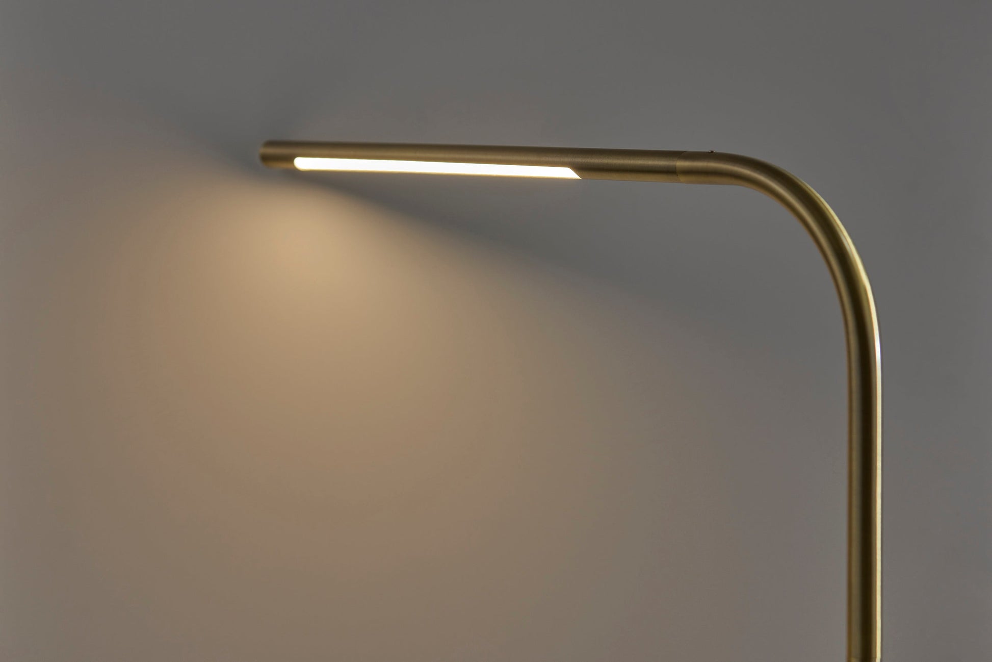 Cullen LED Desk Lamp - Black Marble 24" Dimmer-Lighting-DECOROLALA