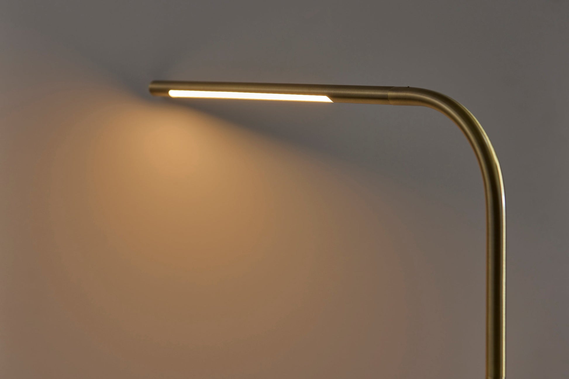 Cullen LED Desk Lamp - Black Marble 24" Dimmer-Lighting-DECOROLALA