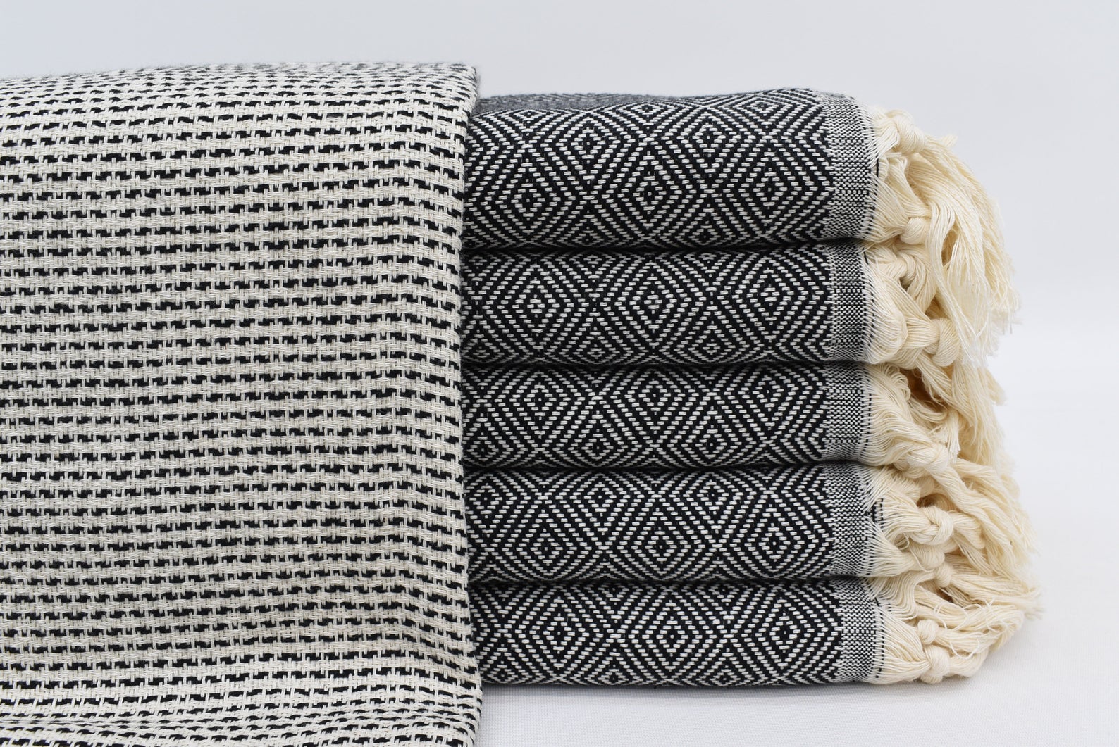 DOTTY DIAMOND BLACK TURKISH TOWEL-Turkish Towel-DECOROLALA