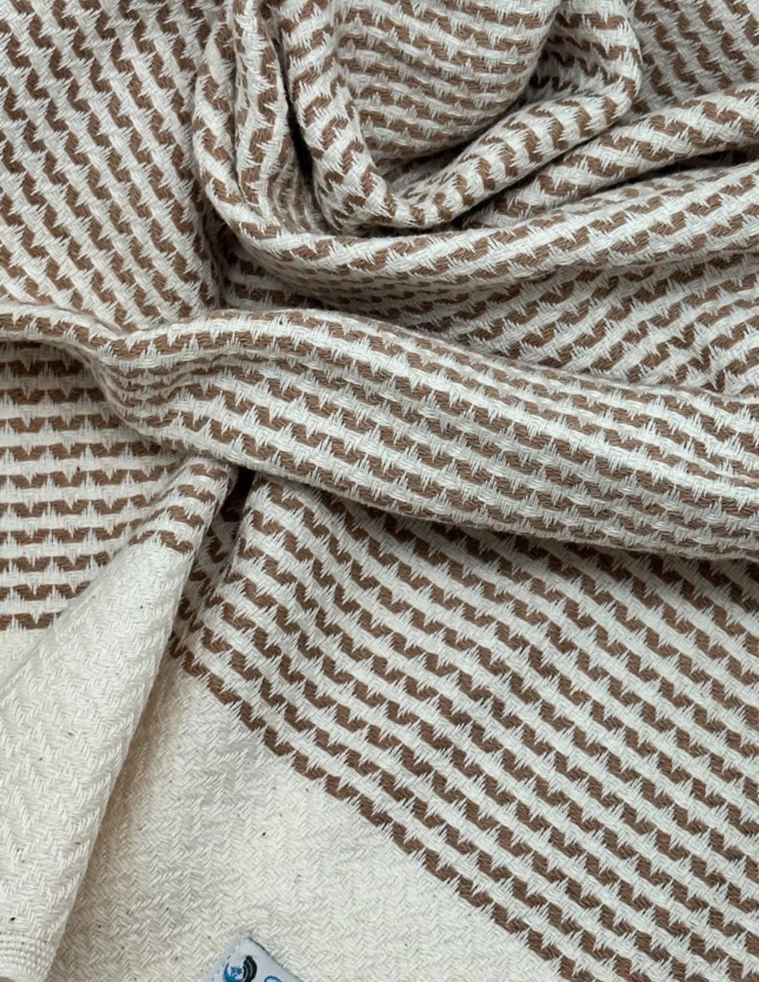 DOTTY HAND TOWEL-Hand Towel-DECOROLALA