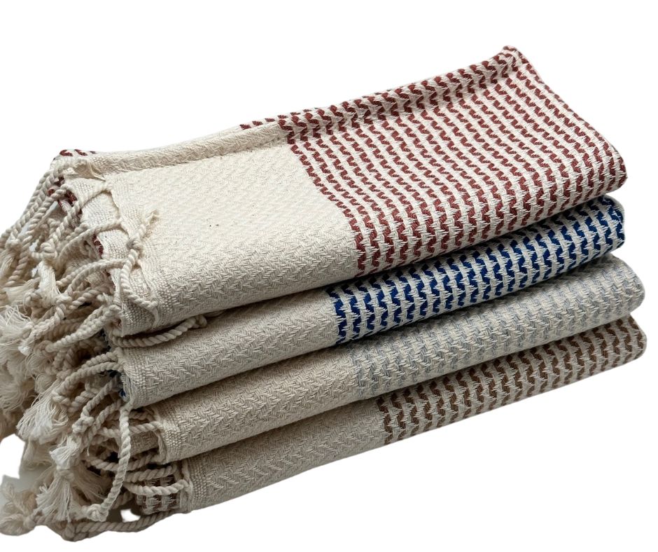 DOTTY HAND TOWEL-Hand Towels-DECOROLALA
