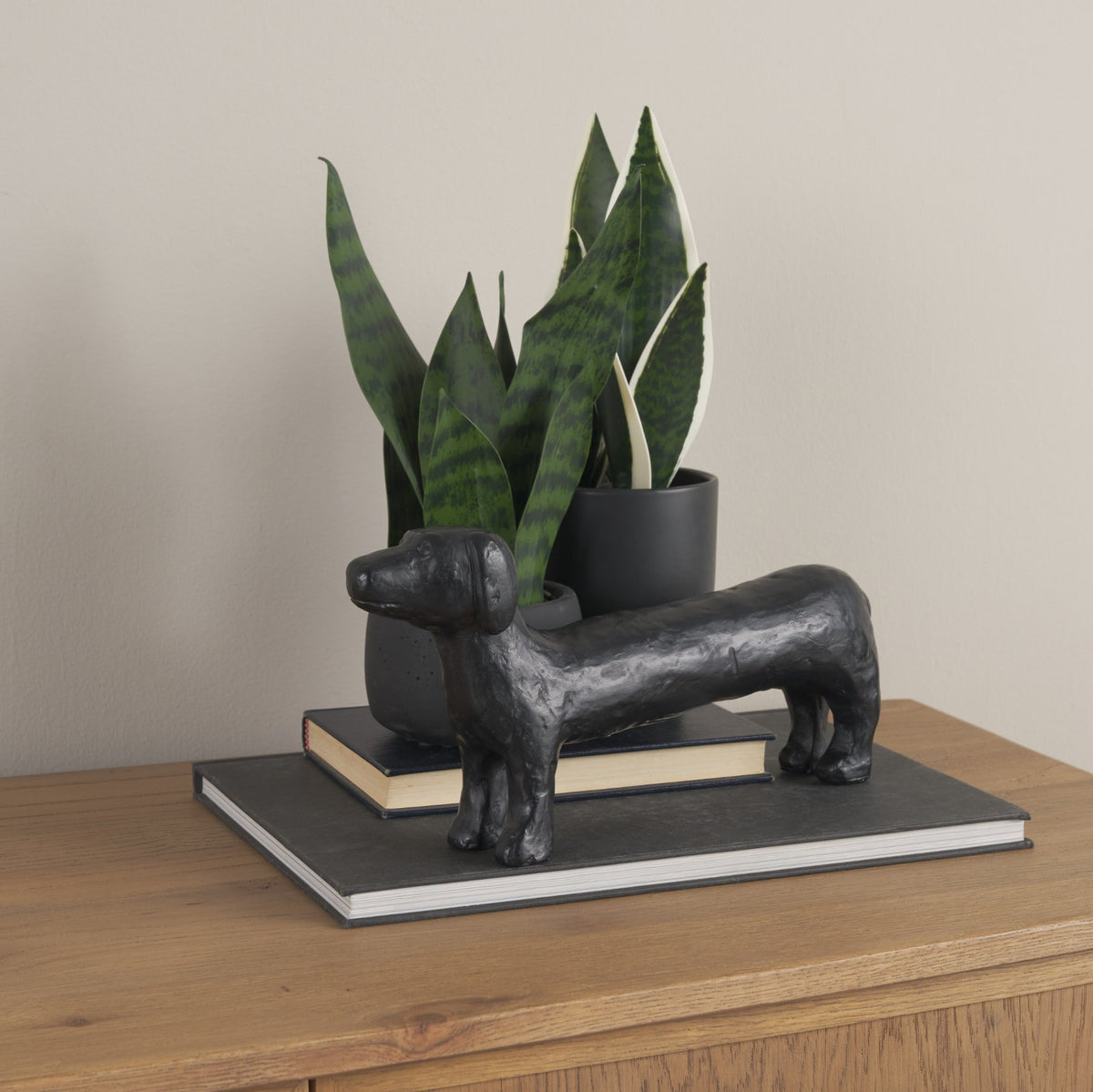 Dash Long Black Metal Dachshund Dog Object-Objects-DECOROLALA