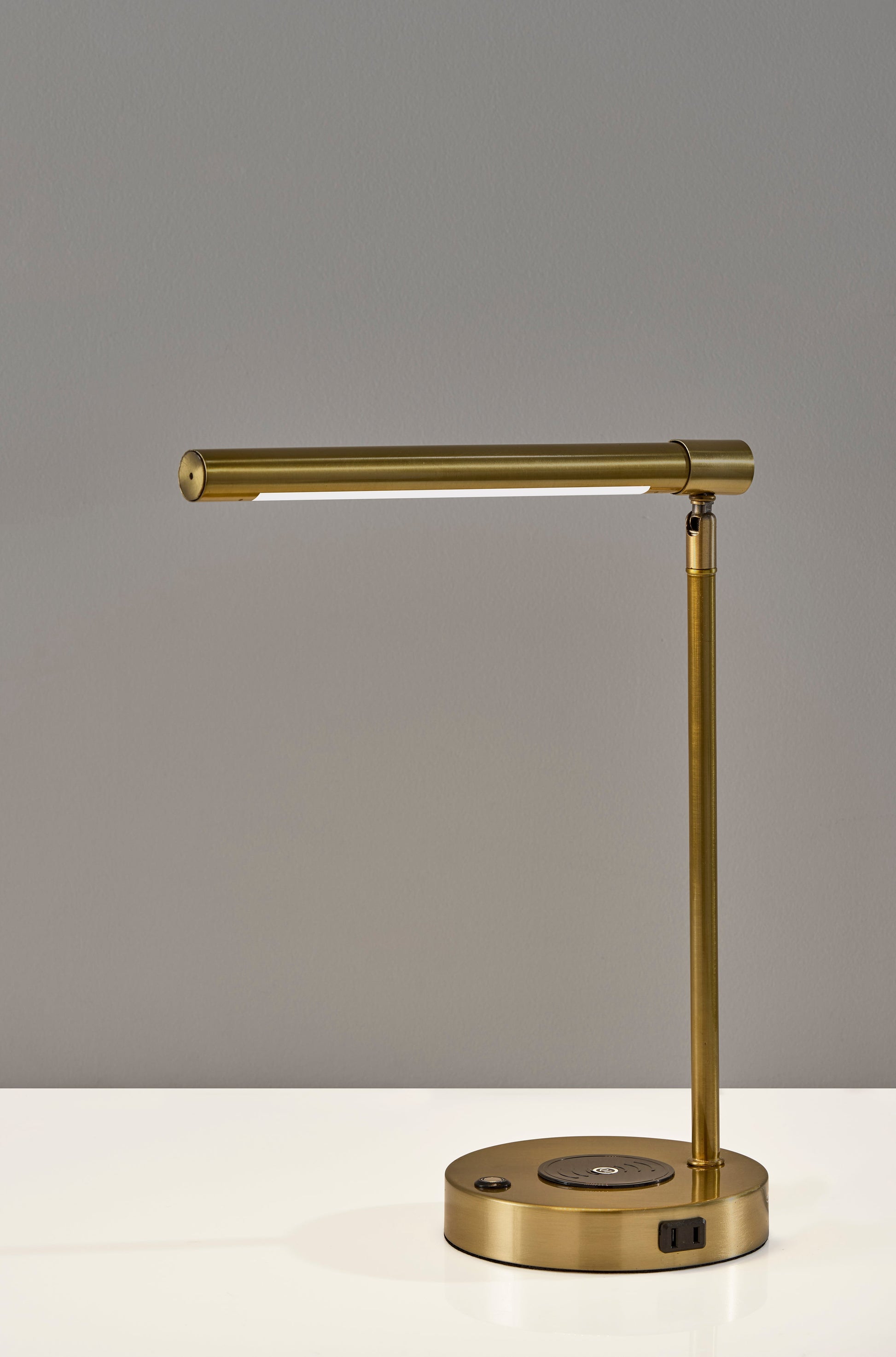 Dax LED Wireless Charging Desk Lamp-Lighting-DECOROLALA