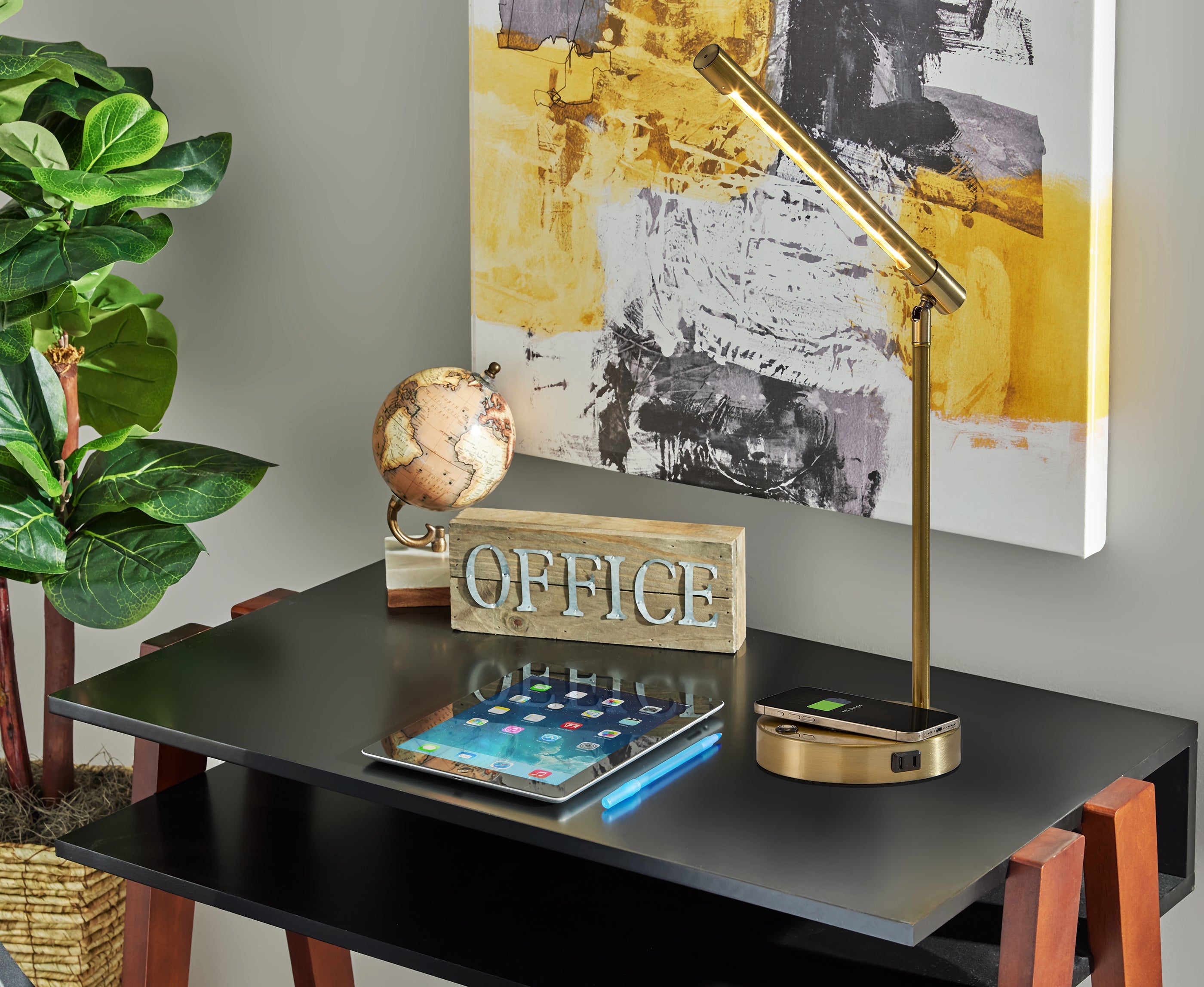 Dax LED Wireless Charging Desk Lamp-Lighting-DECOROLALA