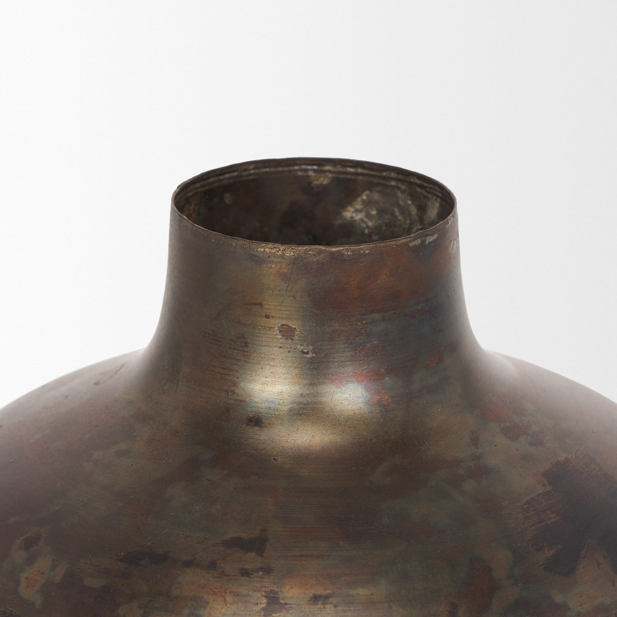 Daya Medium Antiqued Gold Metal Vase-Vase-DECOROLALA