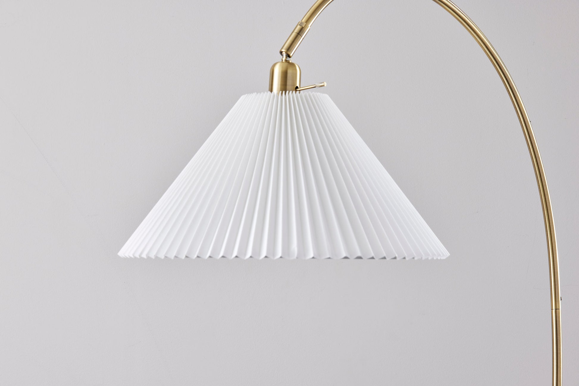 Delaney Floor Lamp-Lighting-DECOROLALA