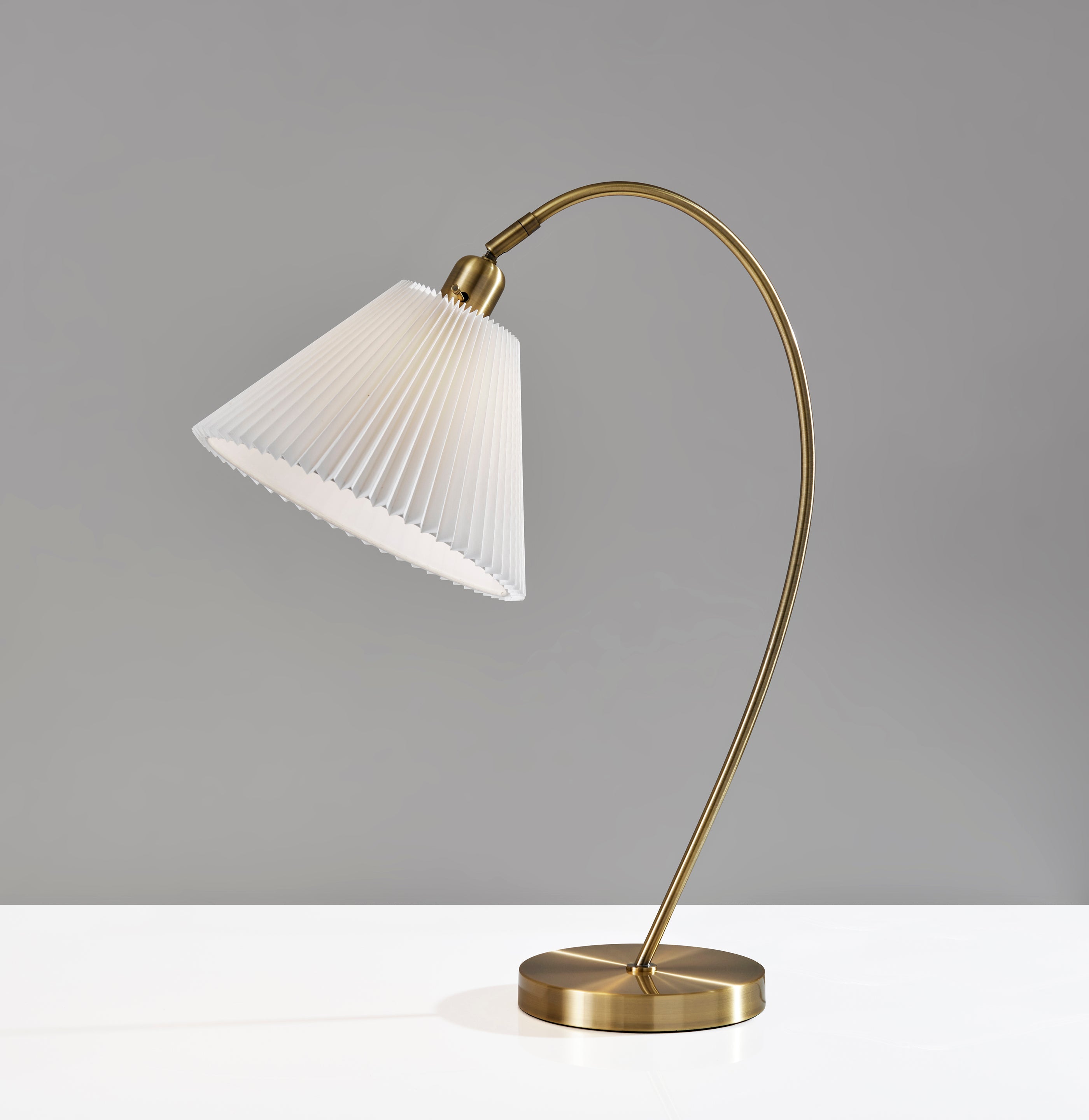 Delaney Table Lamp 25.875" Antique Brass-Lighting-DECOROLALA