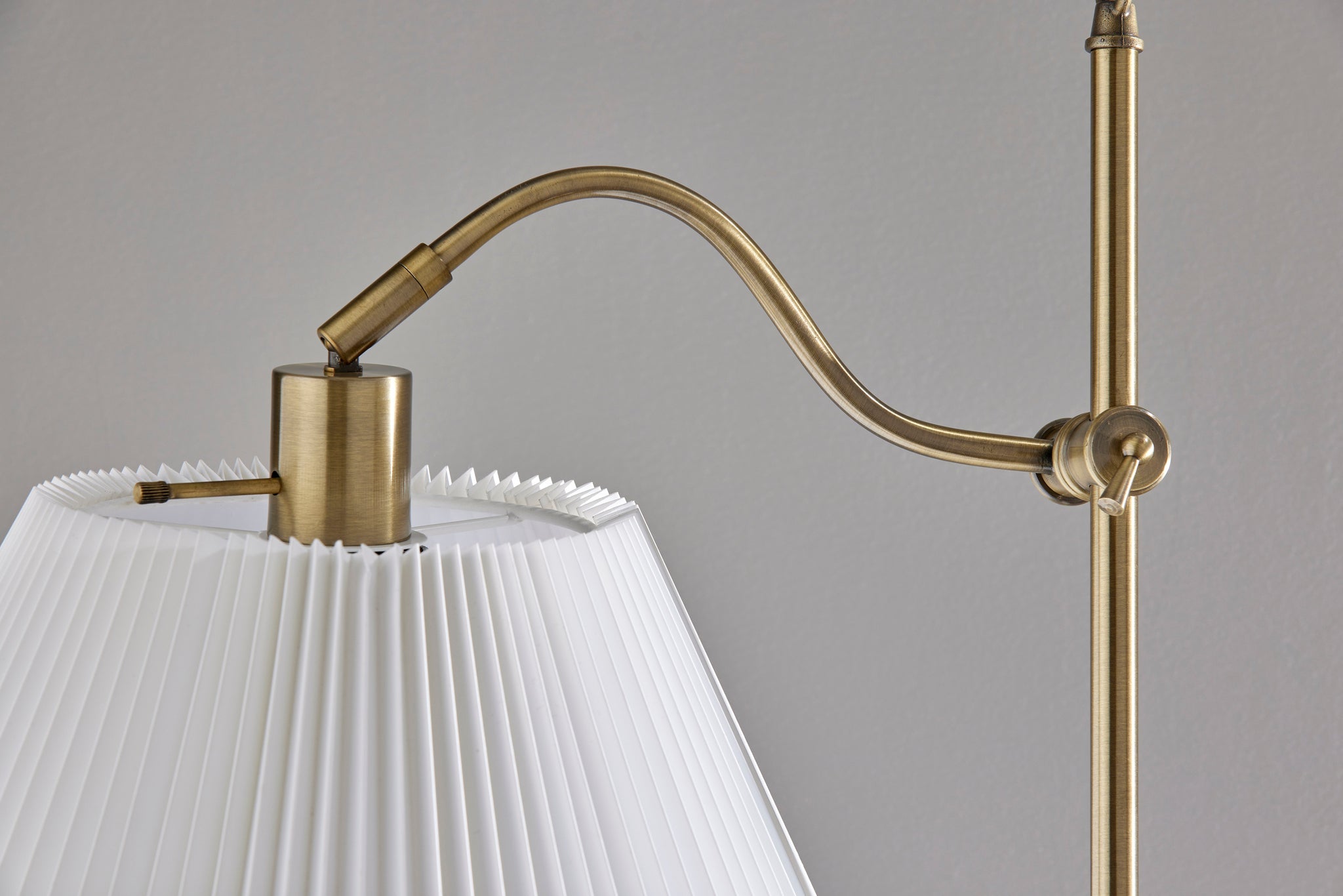 Derby Floor Lamp-Lighting-DECOROLALA