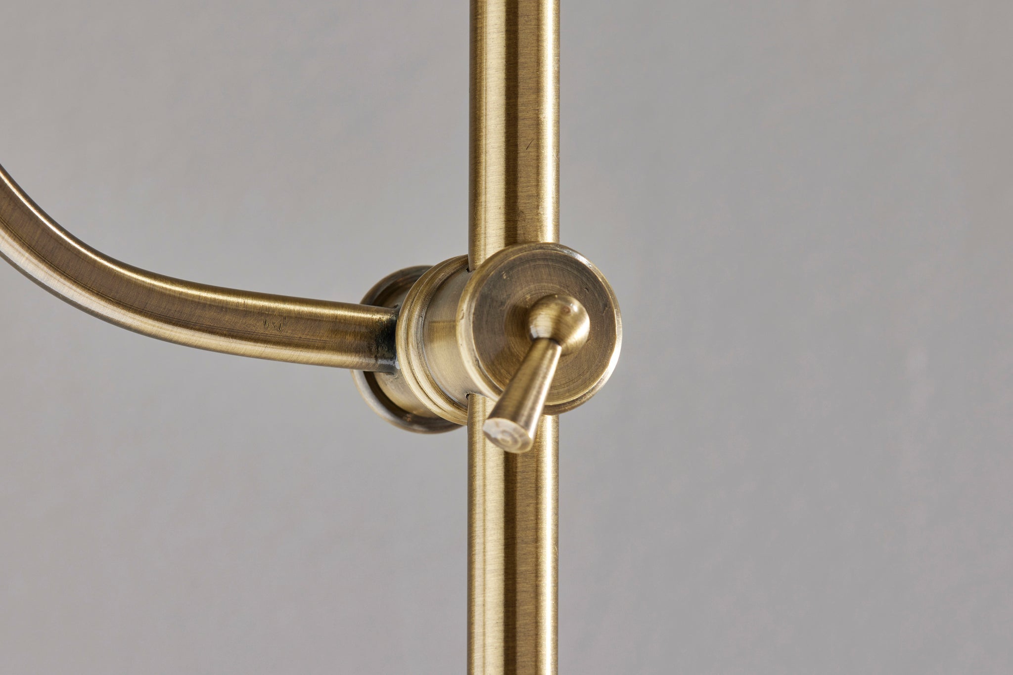 Derby Floor Lamp-Lighting-DECOROLALA