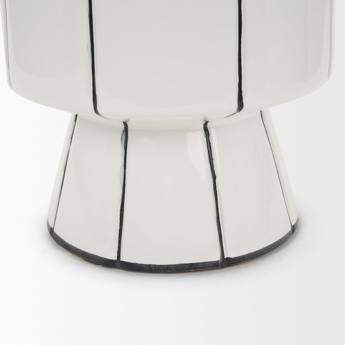Dinah Large White w/ Black Stripes Ceramic Vase-Vase-DECOROLALA