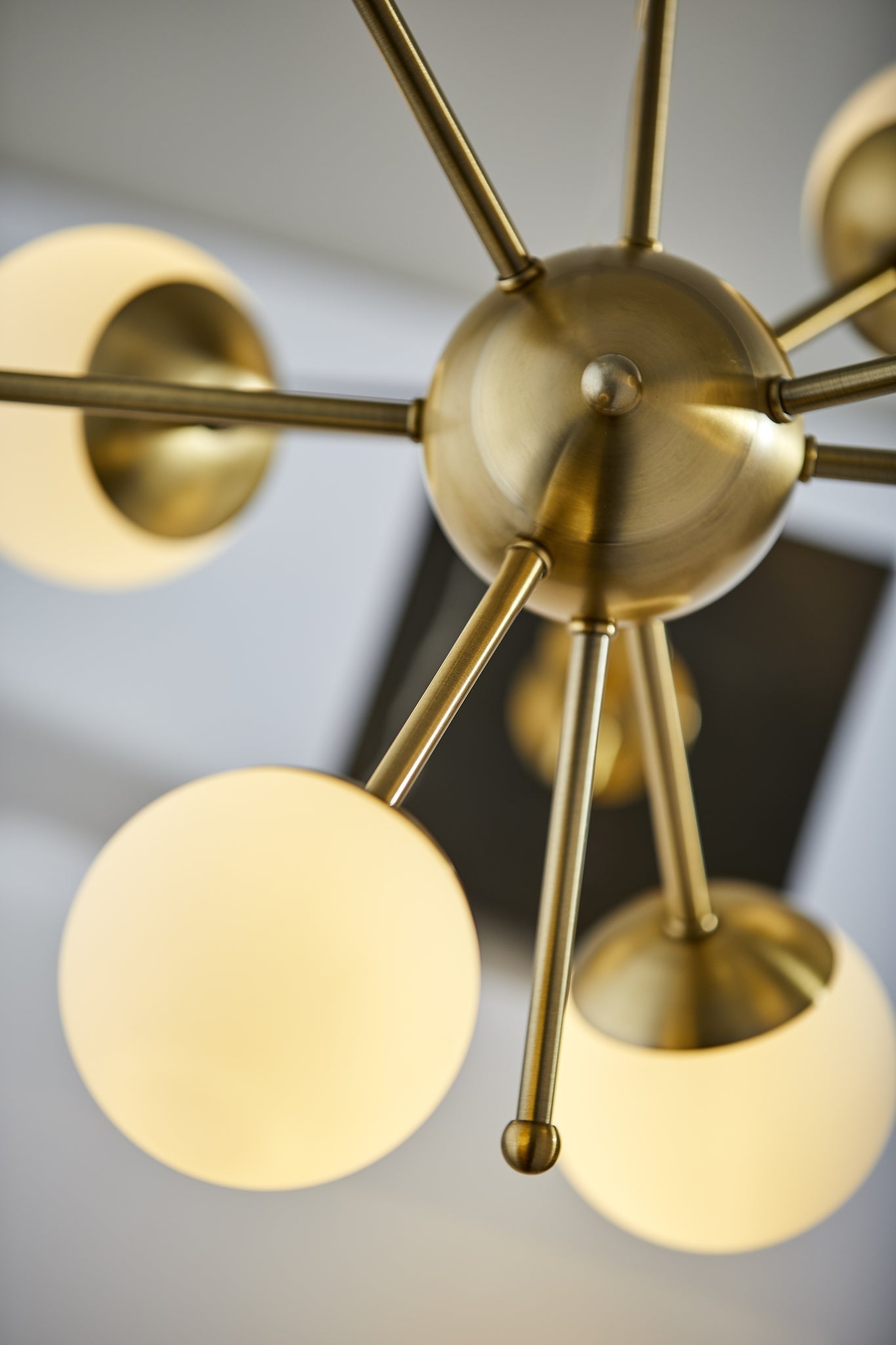 Doppler LED Table Lamp - 6 Glass Globes-Lighting-DECOROLALA