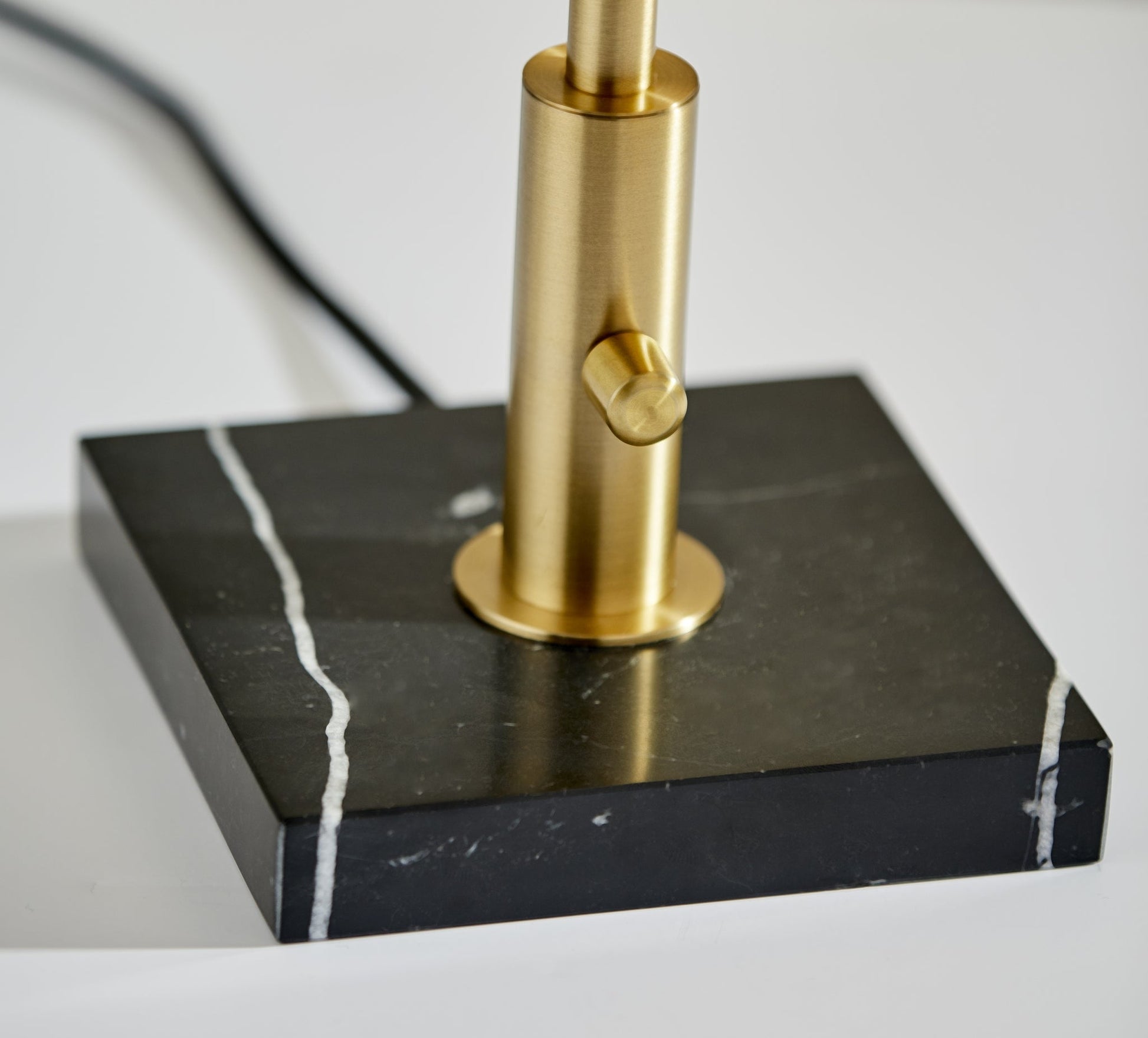 Doppler LED Table Lamp-Lighting-DECOROLALA