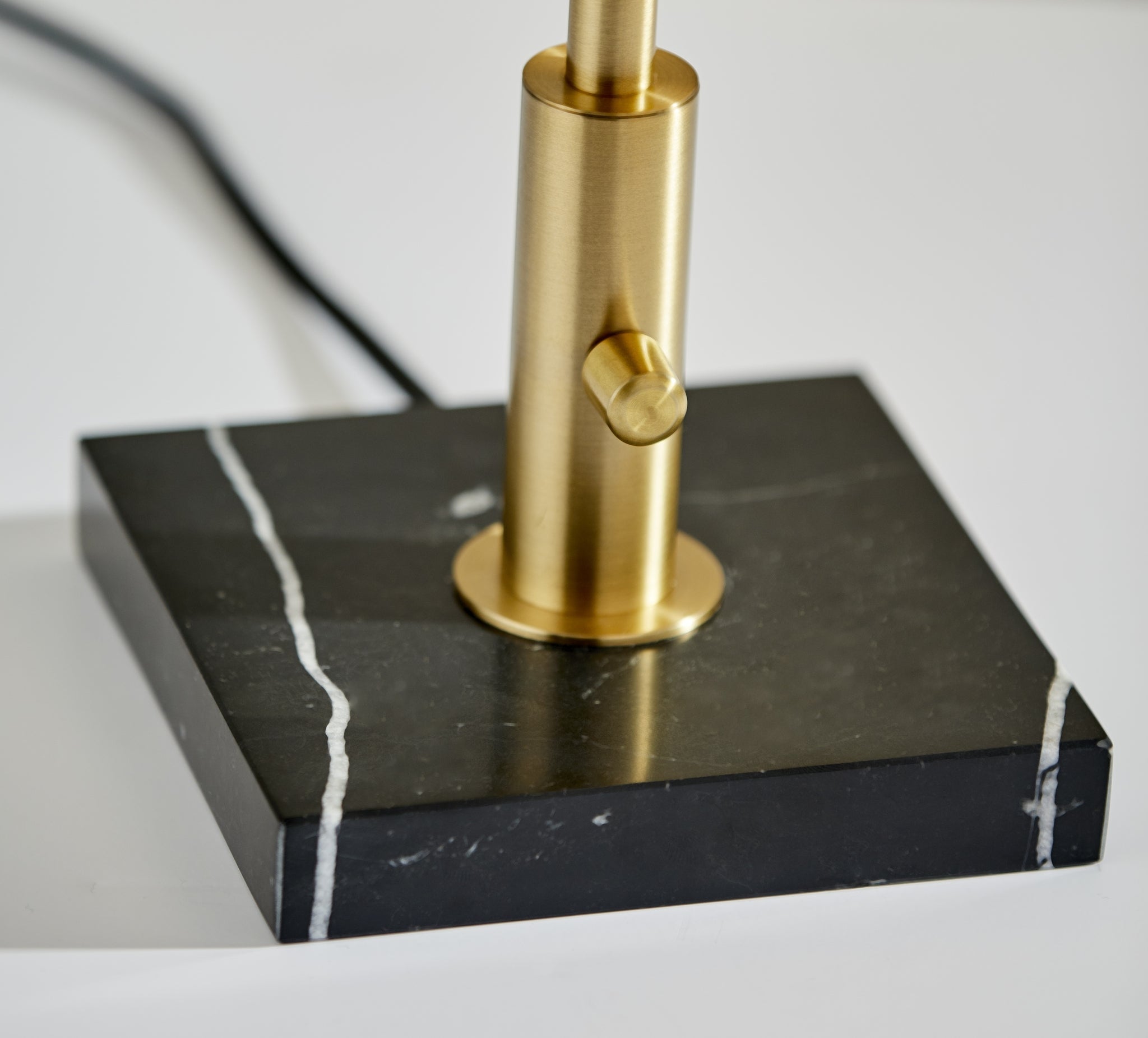 Doppler LED Table Lamp-Lighting-DECOROLALA