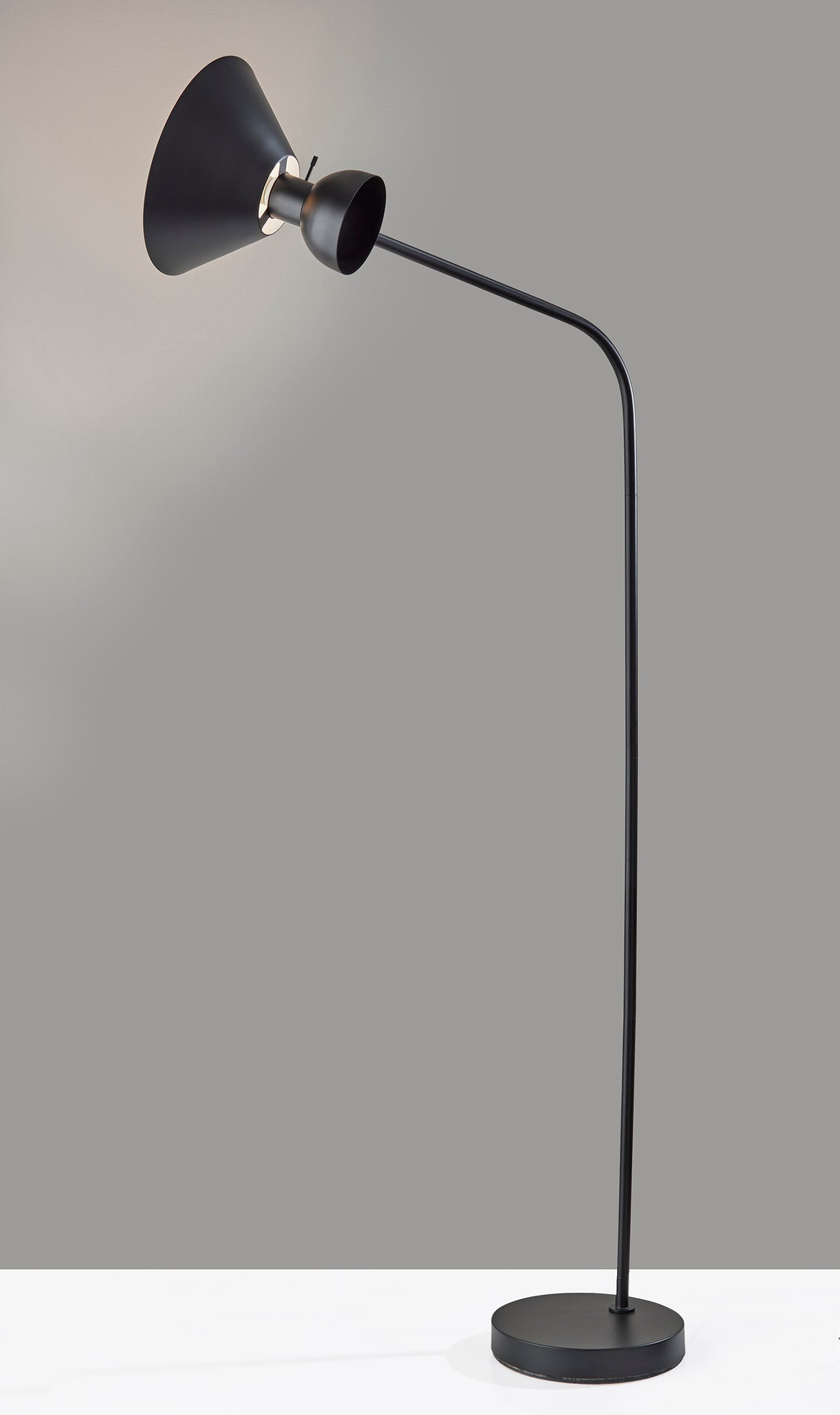 Duke Floor Lamp-Lighting-DECOROLALA