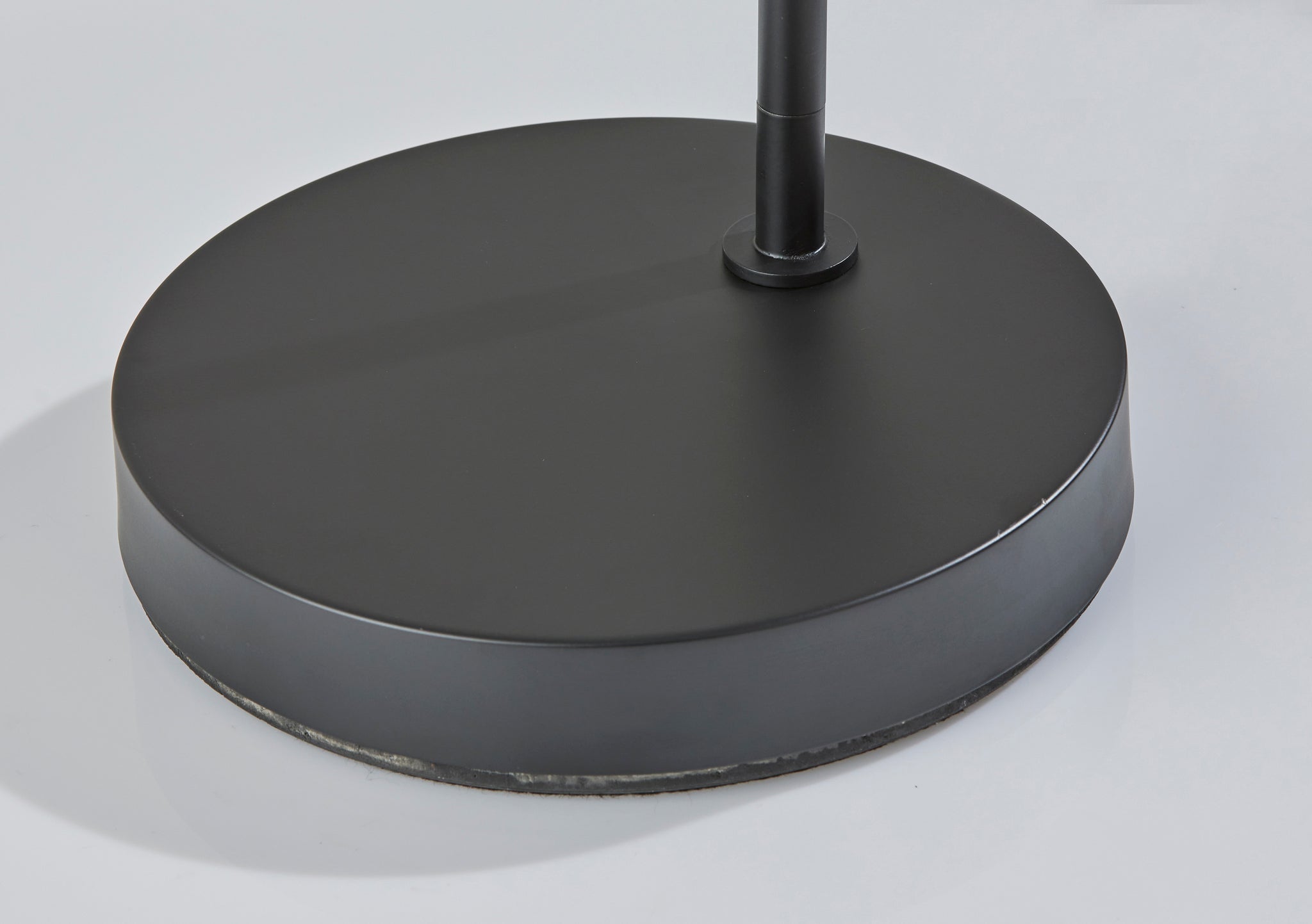 Duke Floor Lamp-Lighting-DECOROLALA