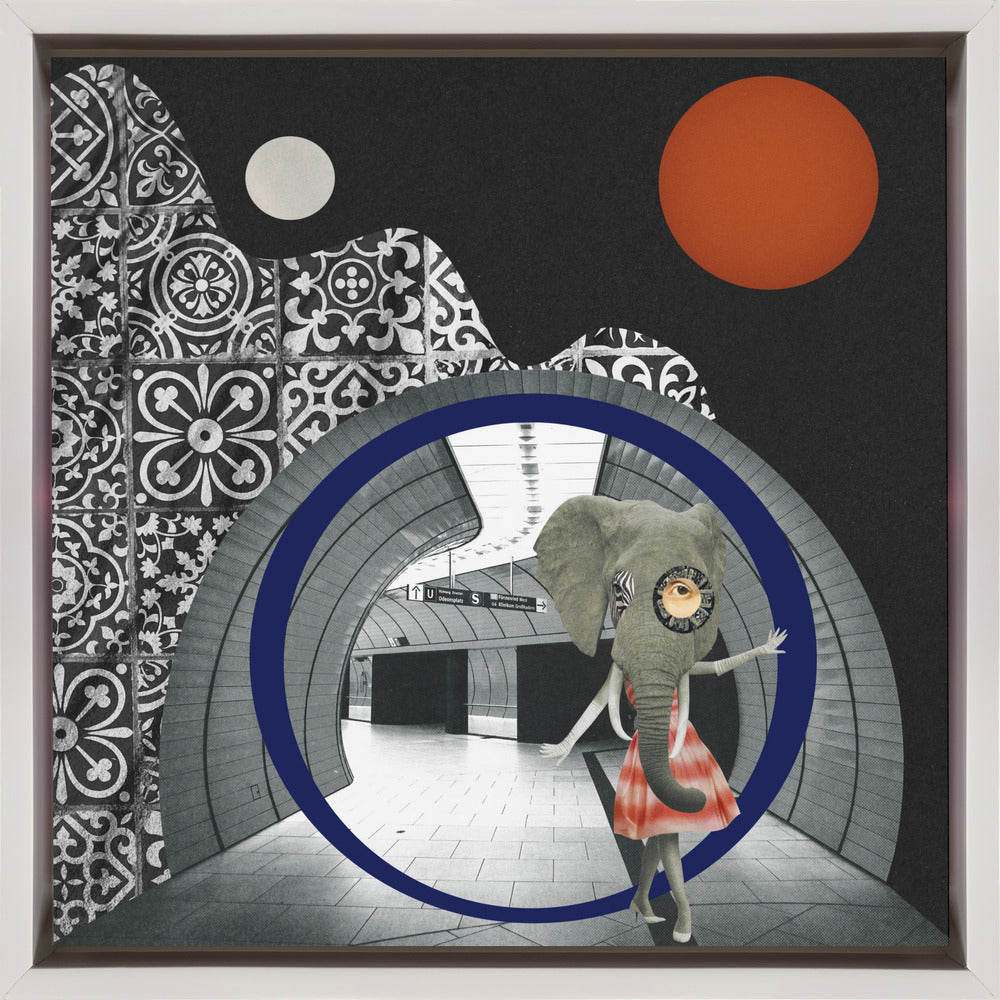 Elephant girl-canvas-DECOROLALA