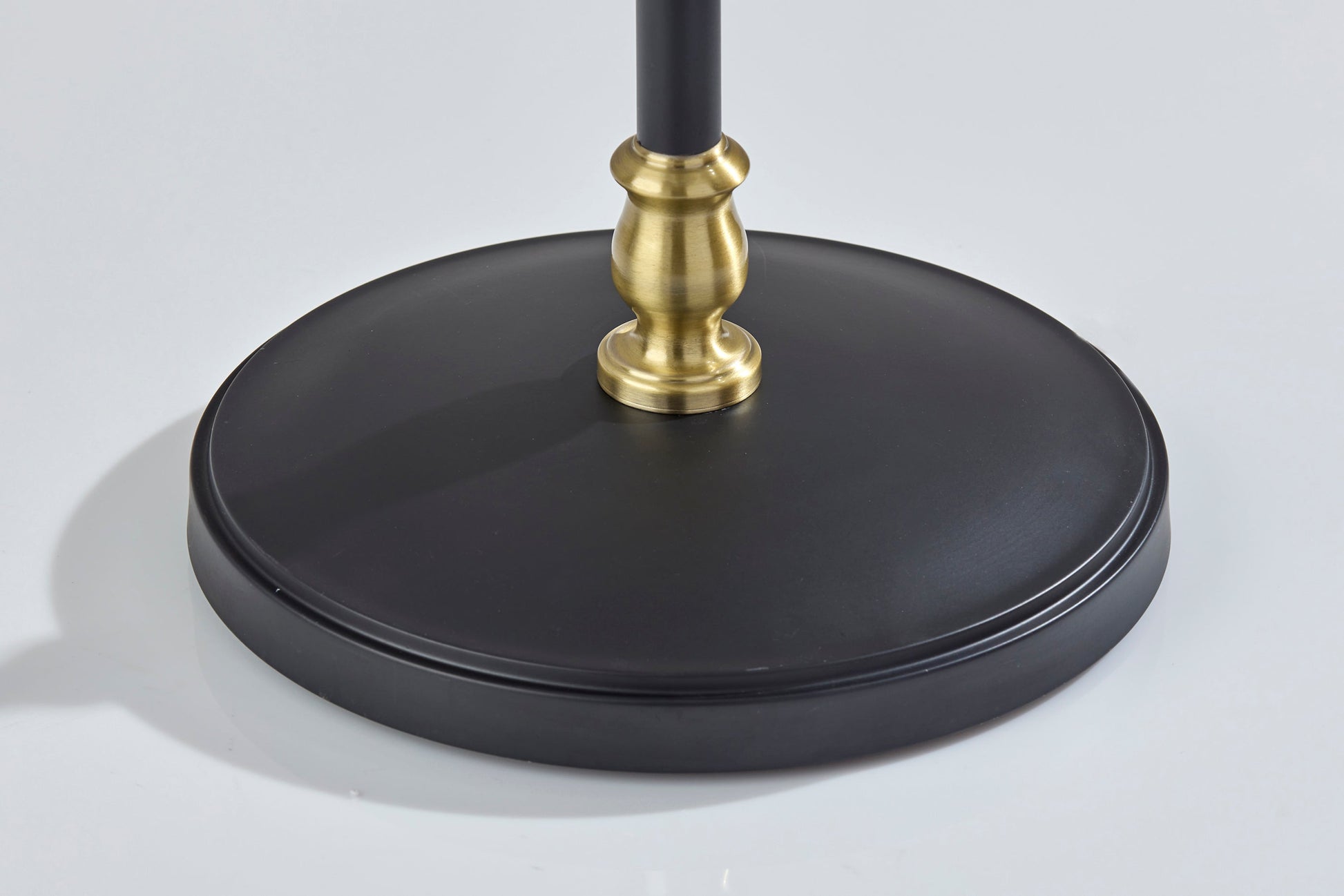 Elijah Floor Lamp-Lighting-DECOROLALA